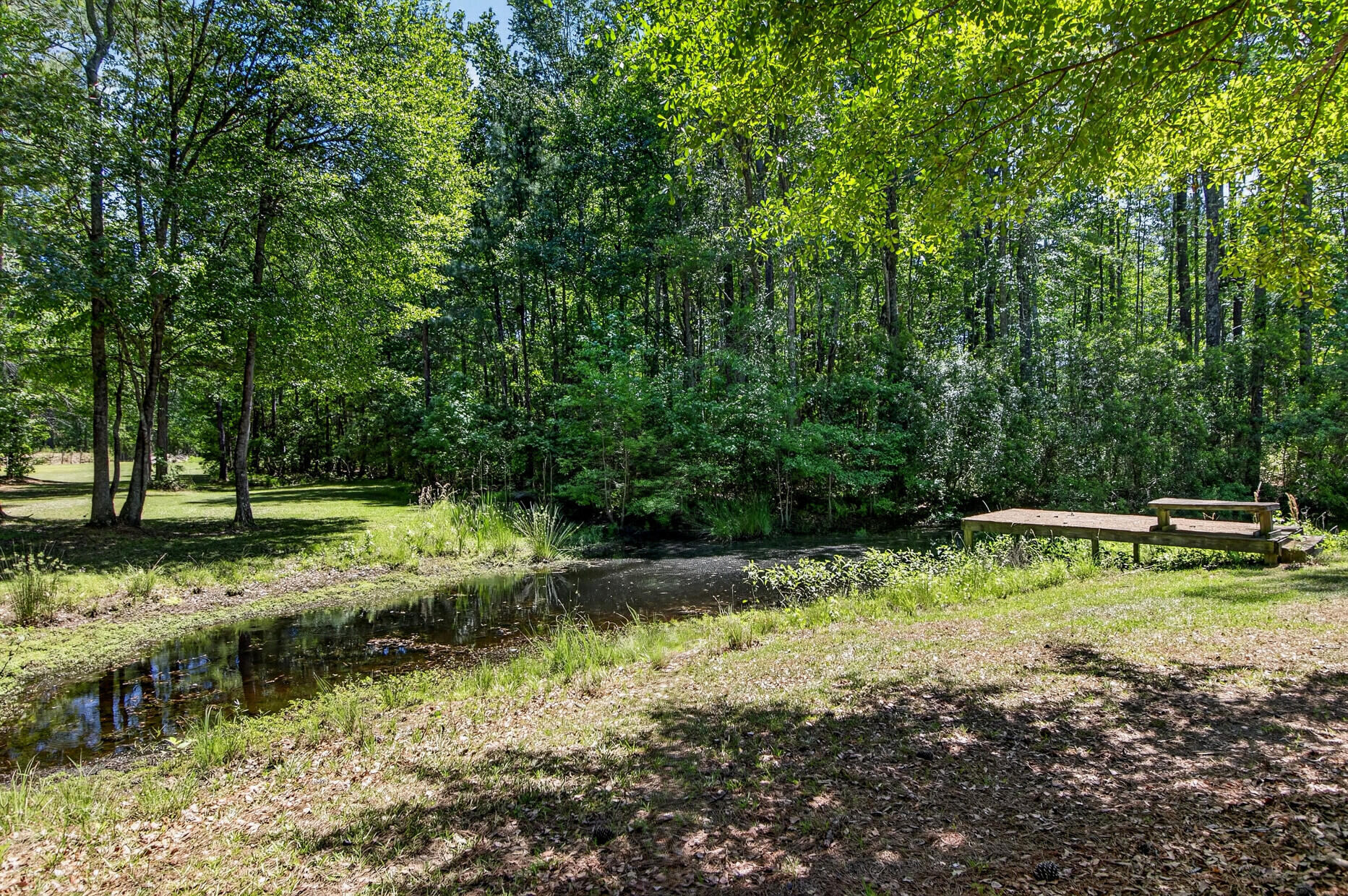 7246 Highway 165