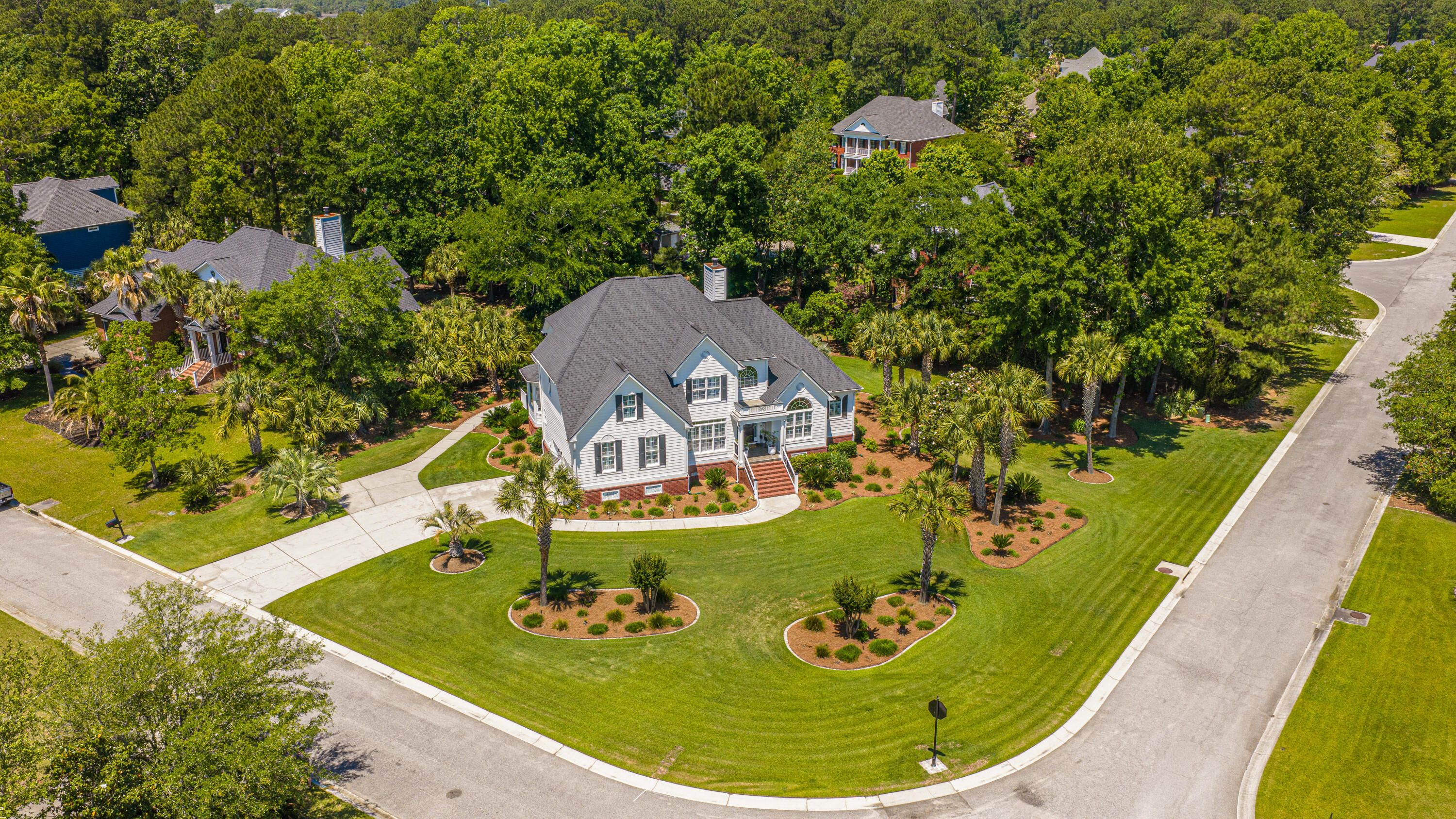 2325 Darts Cove Way