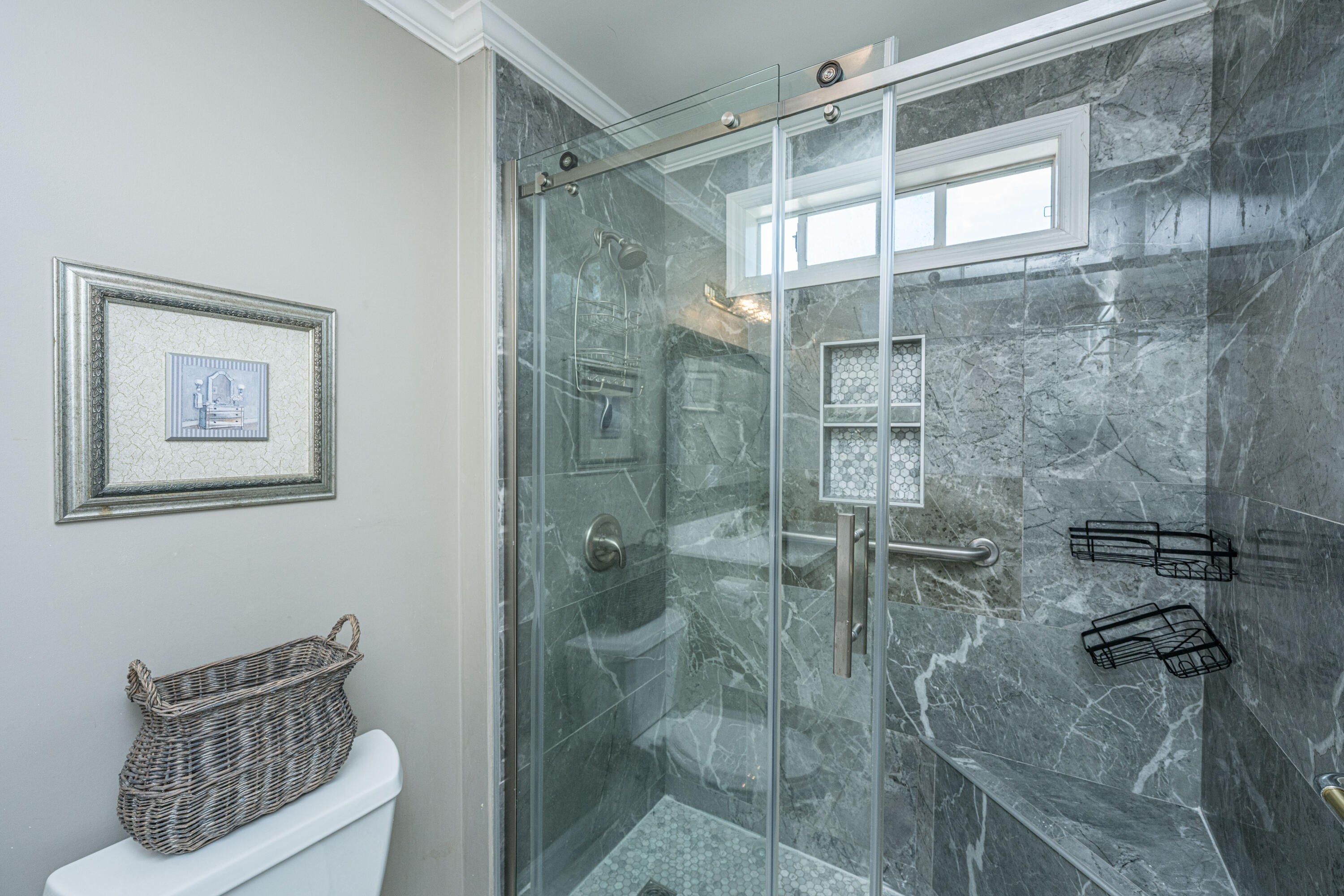 2325 Darts Cove Way
