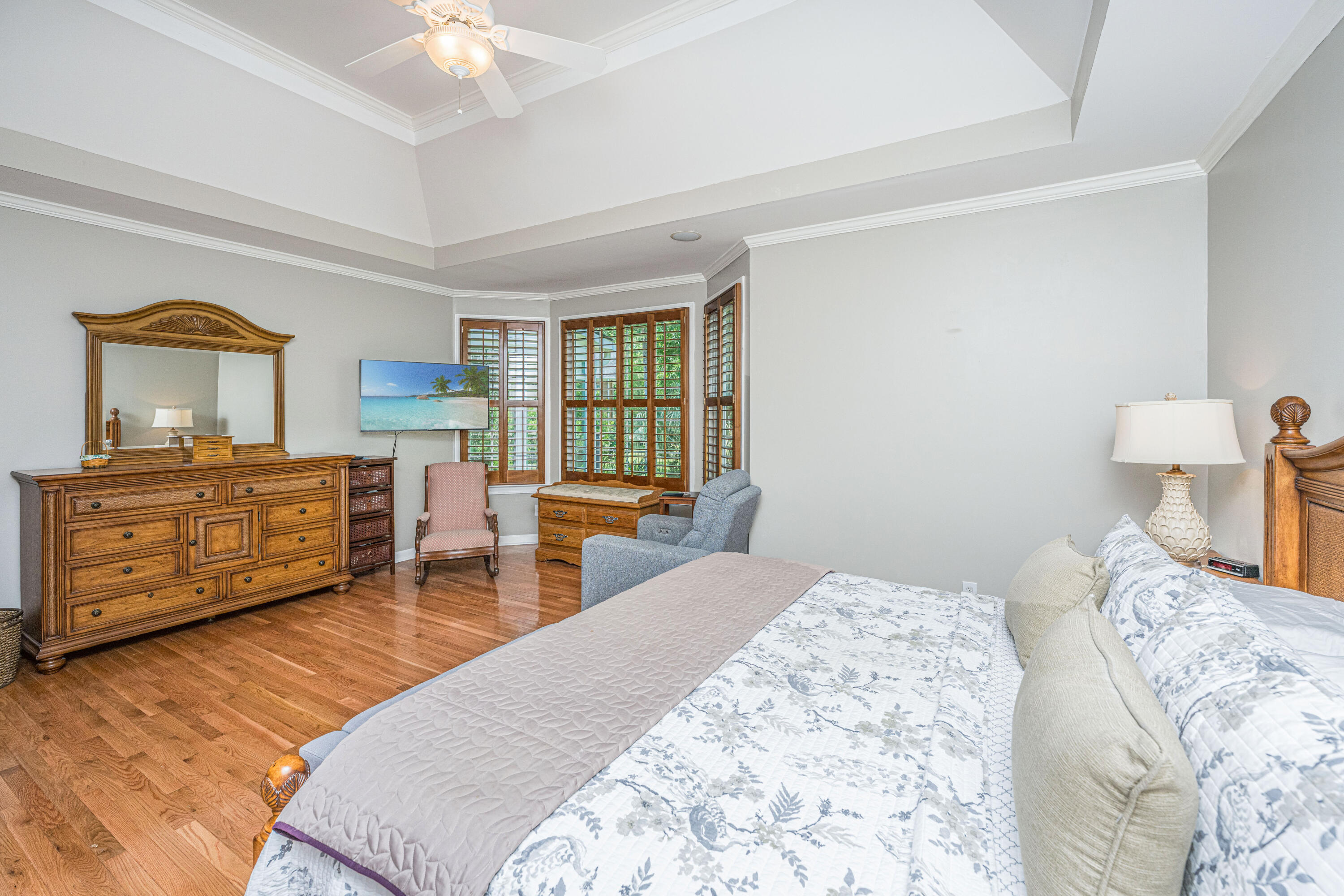 2325 Darts Cove Way