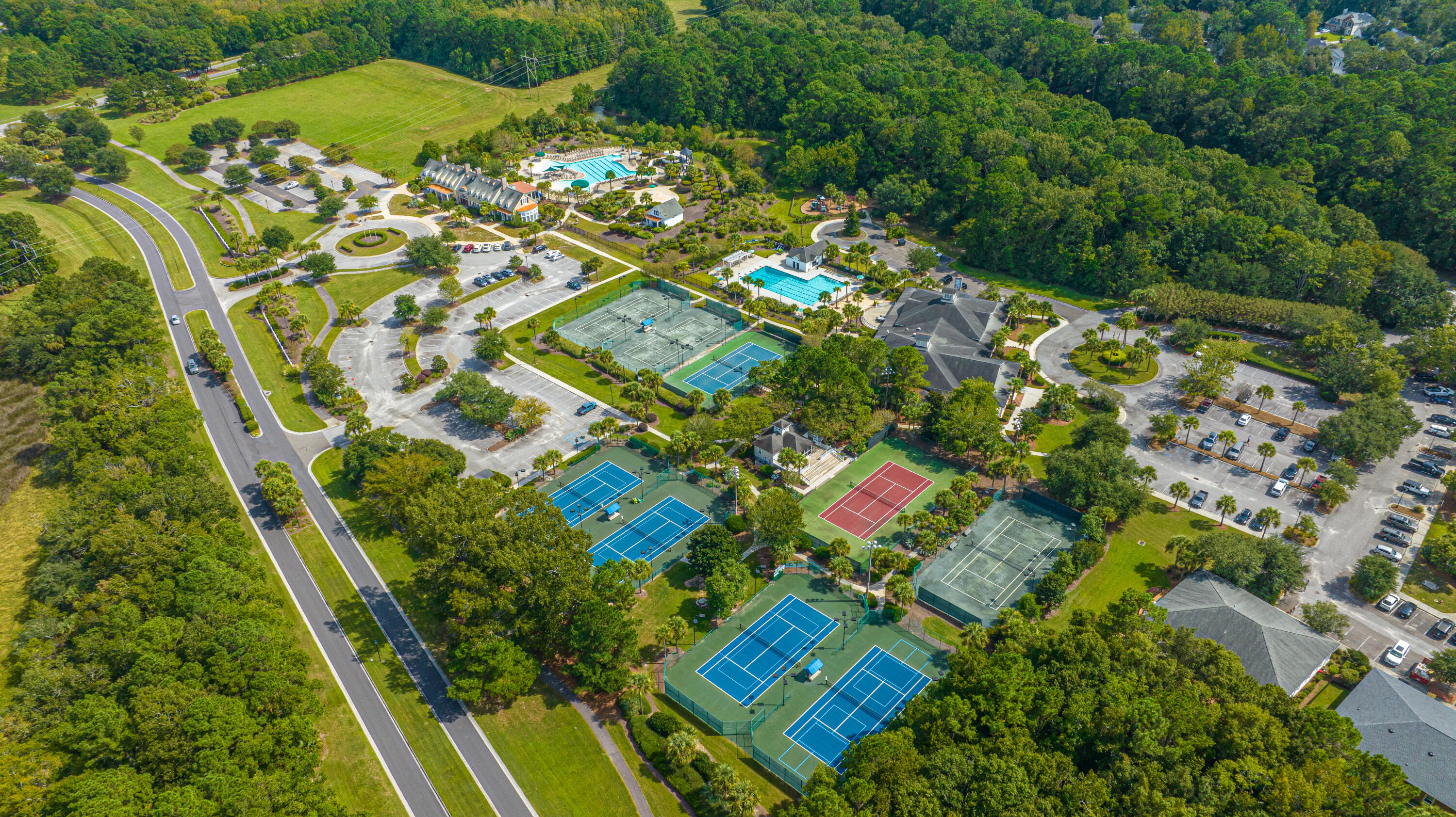 2325 Darts Cove Way