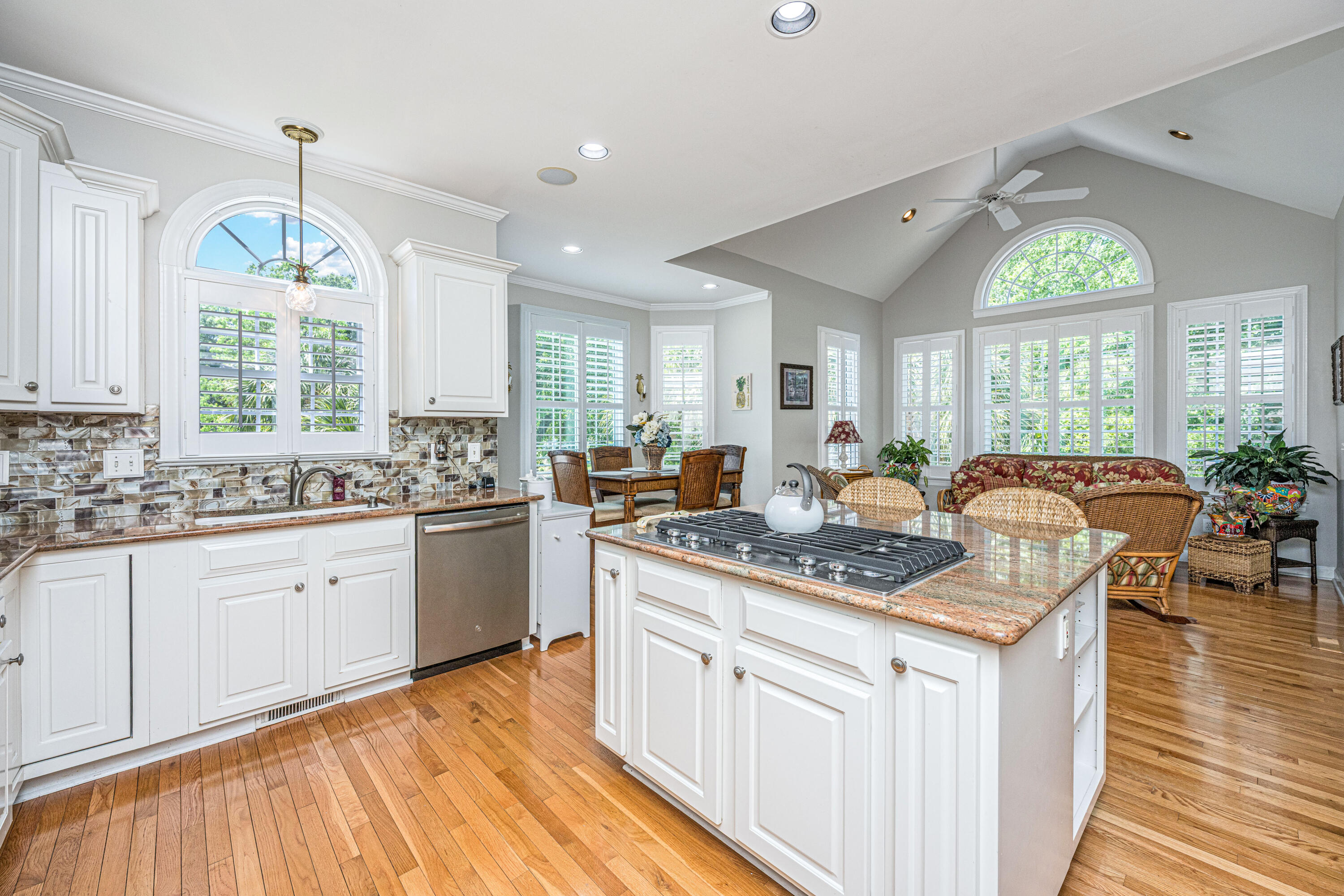 2325 Darts Cove Way