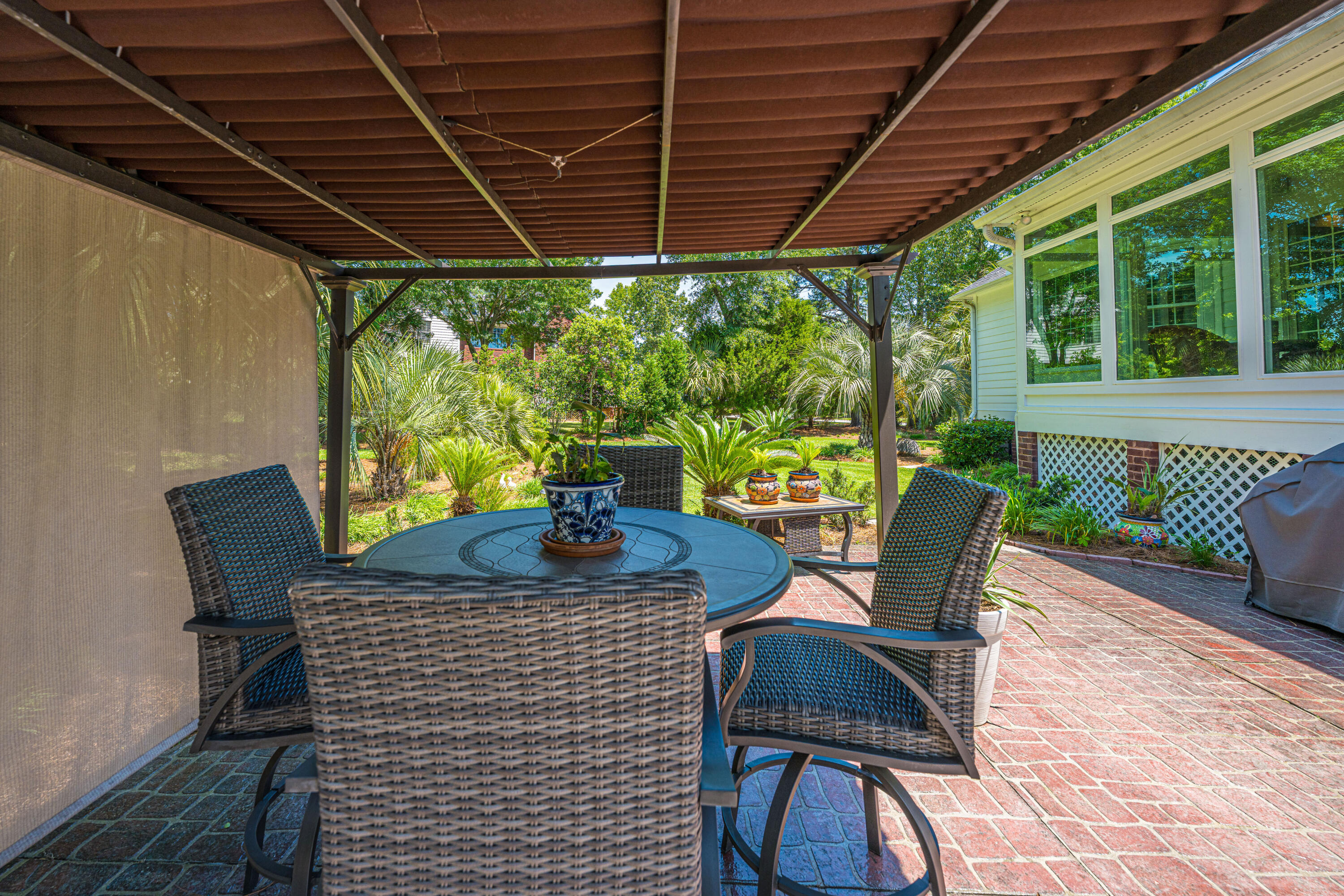 2325 Darts Cove Way