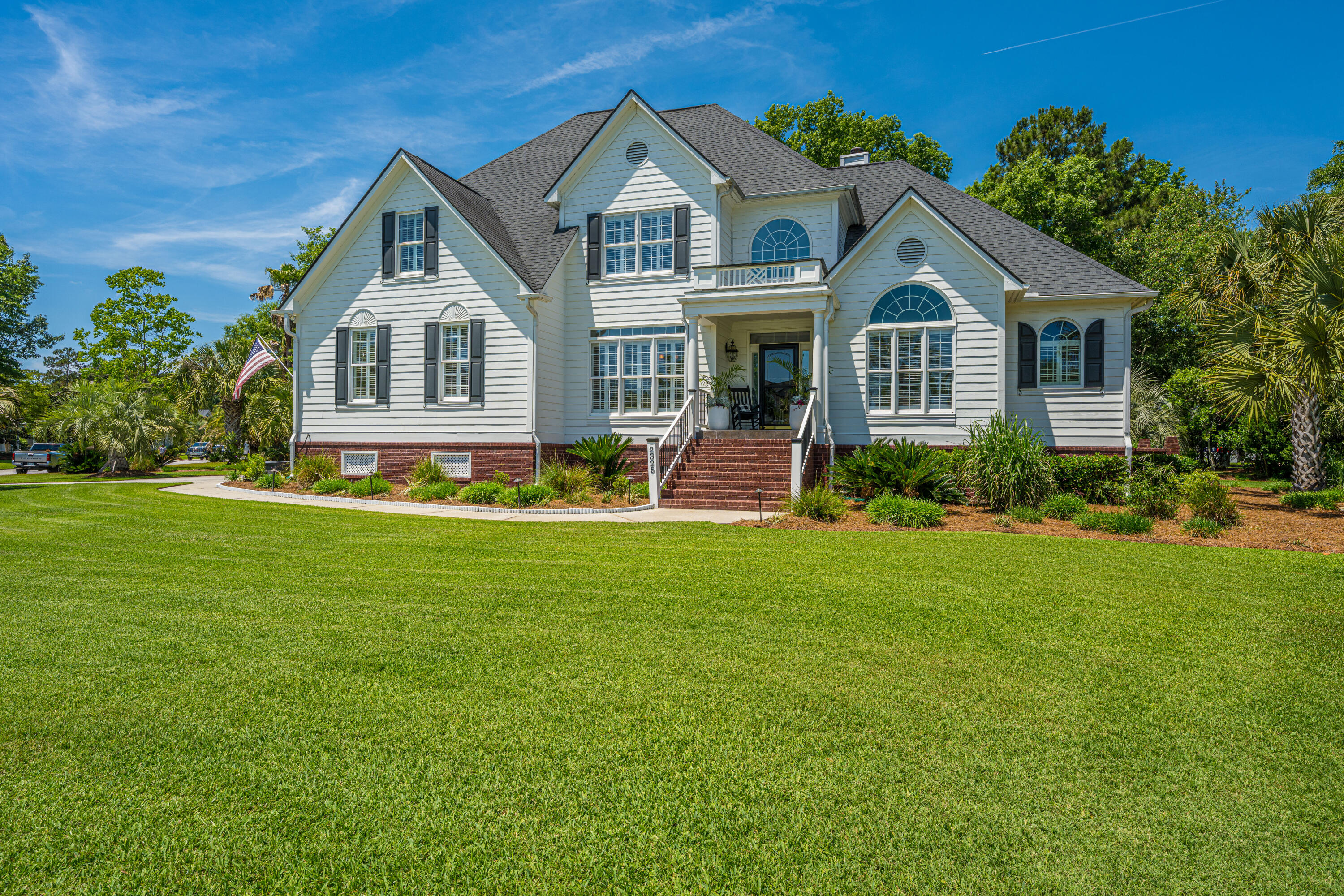 2325 Darts Cove Way