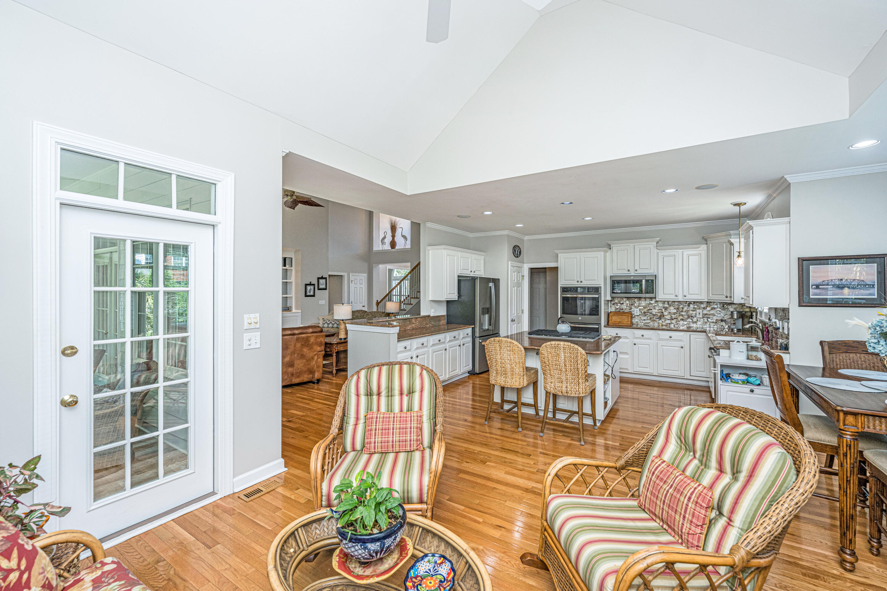 2325 Darts Cove Way