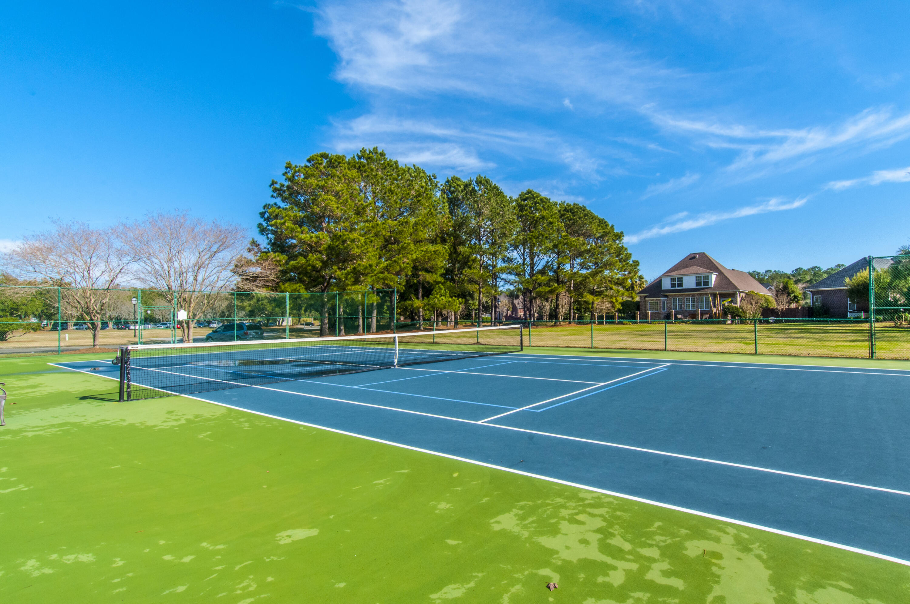 2325 Darts Cove Way