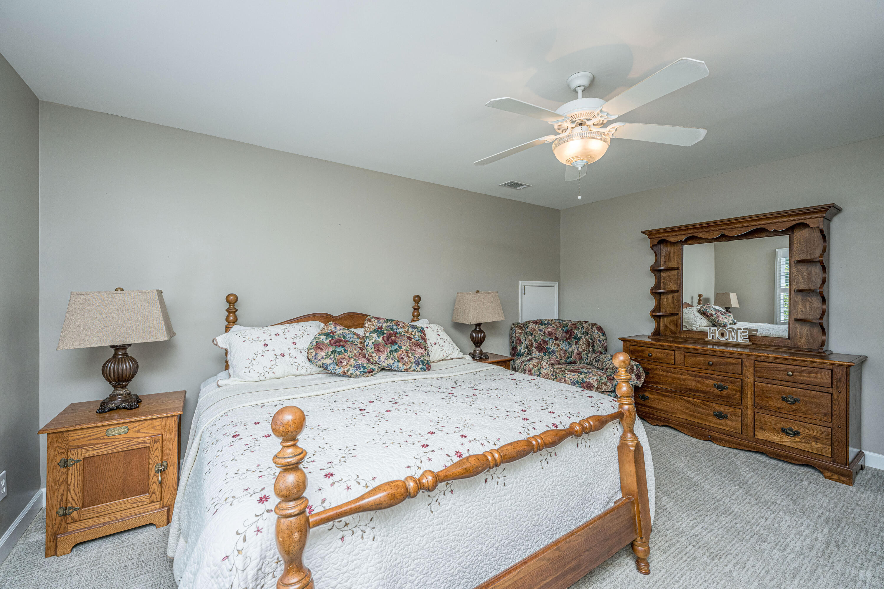 2325 Darts Cove Way