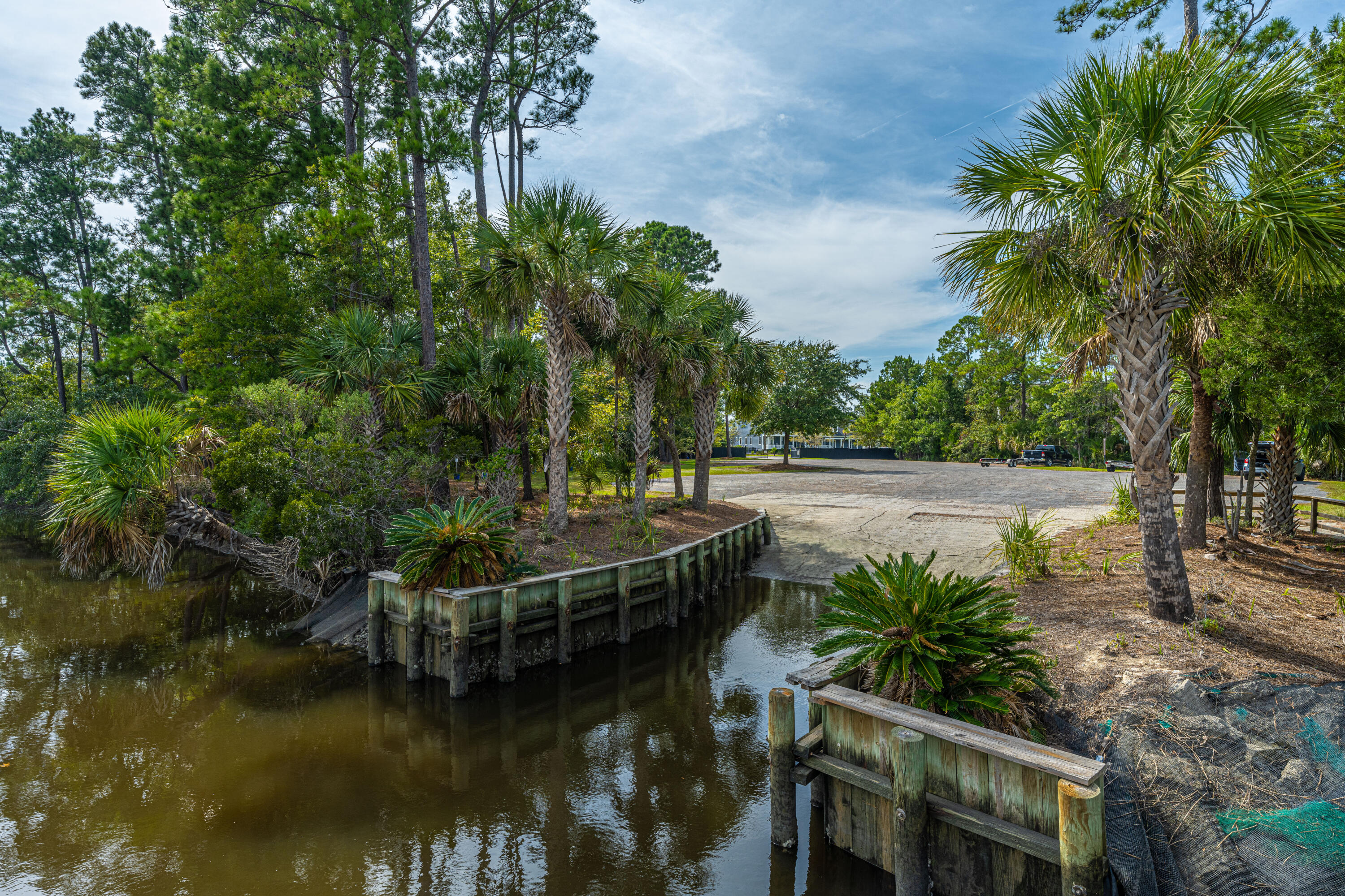 2325 Darts Cove Way