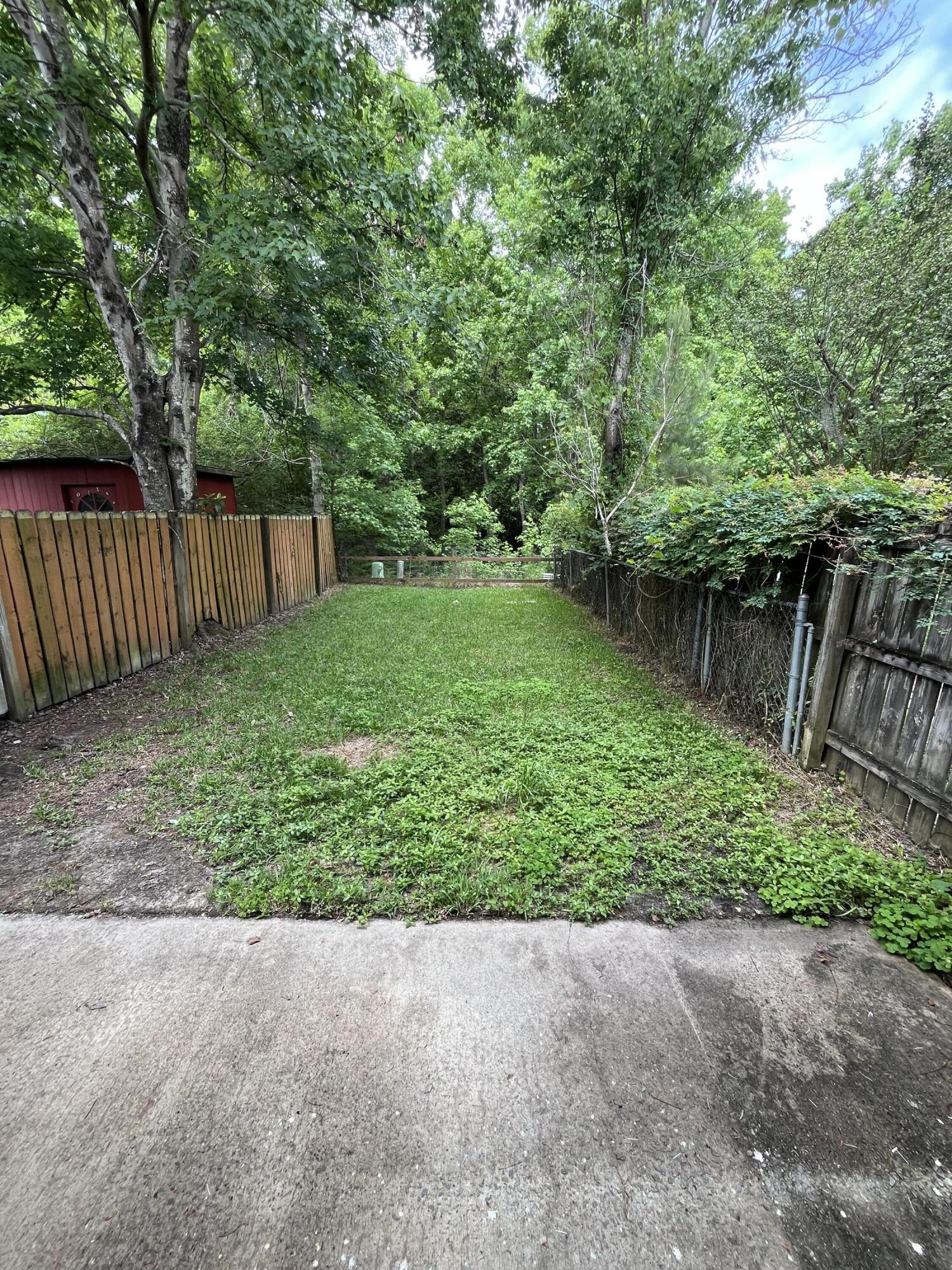 5040 Foxwood Drive