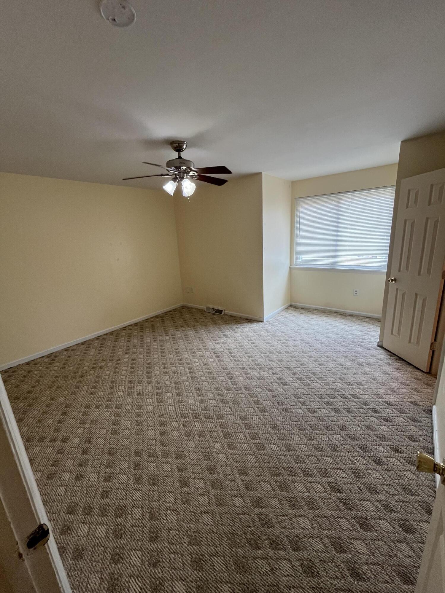 5040 Foxwood Drive