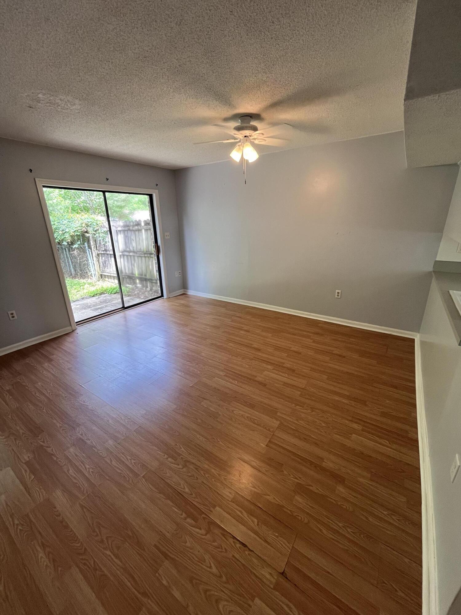 5040 Foxwood Drive
