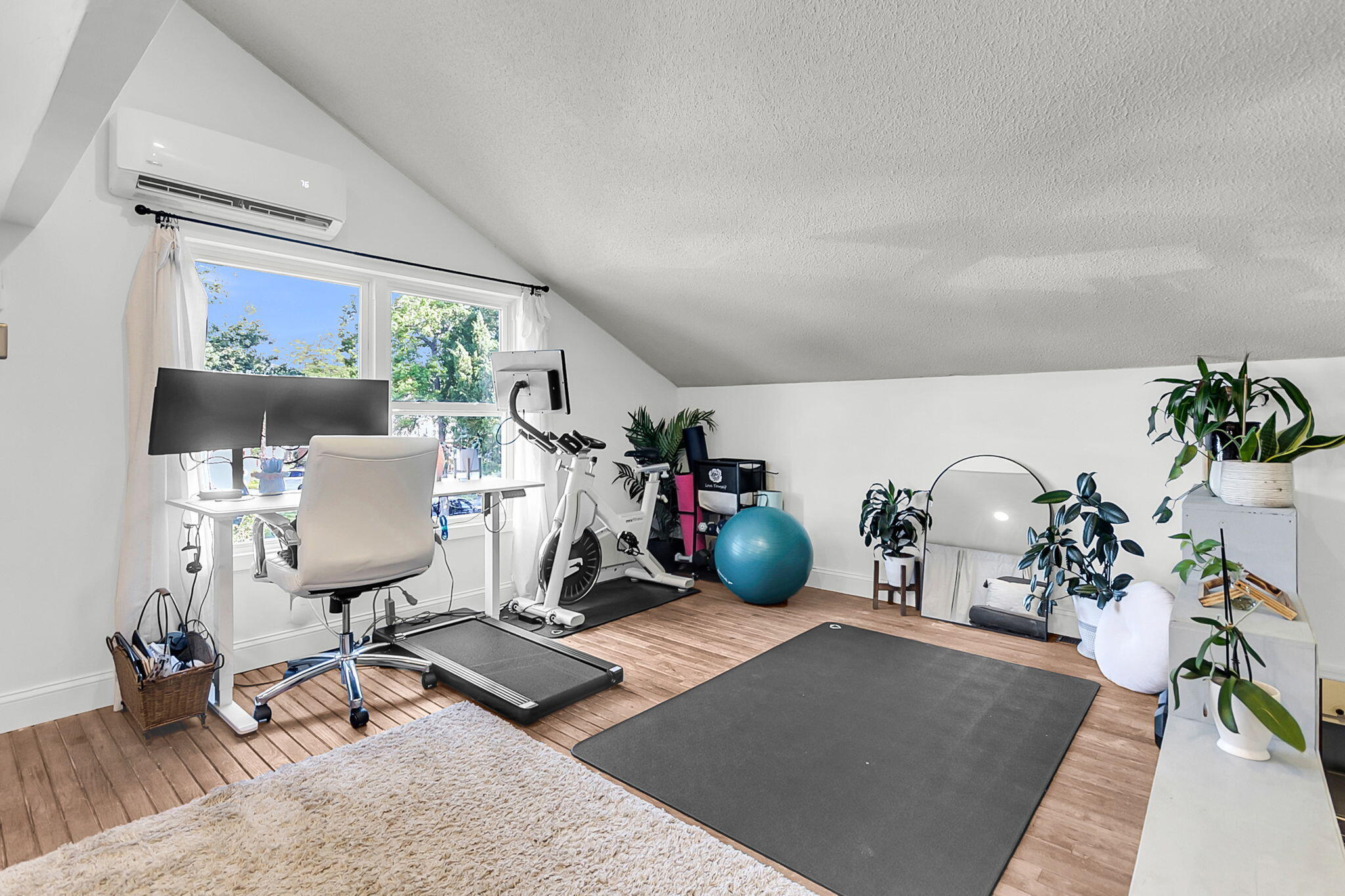 1502 Candlewood Drive