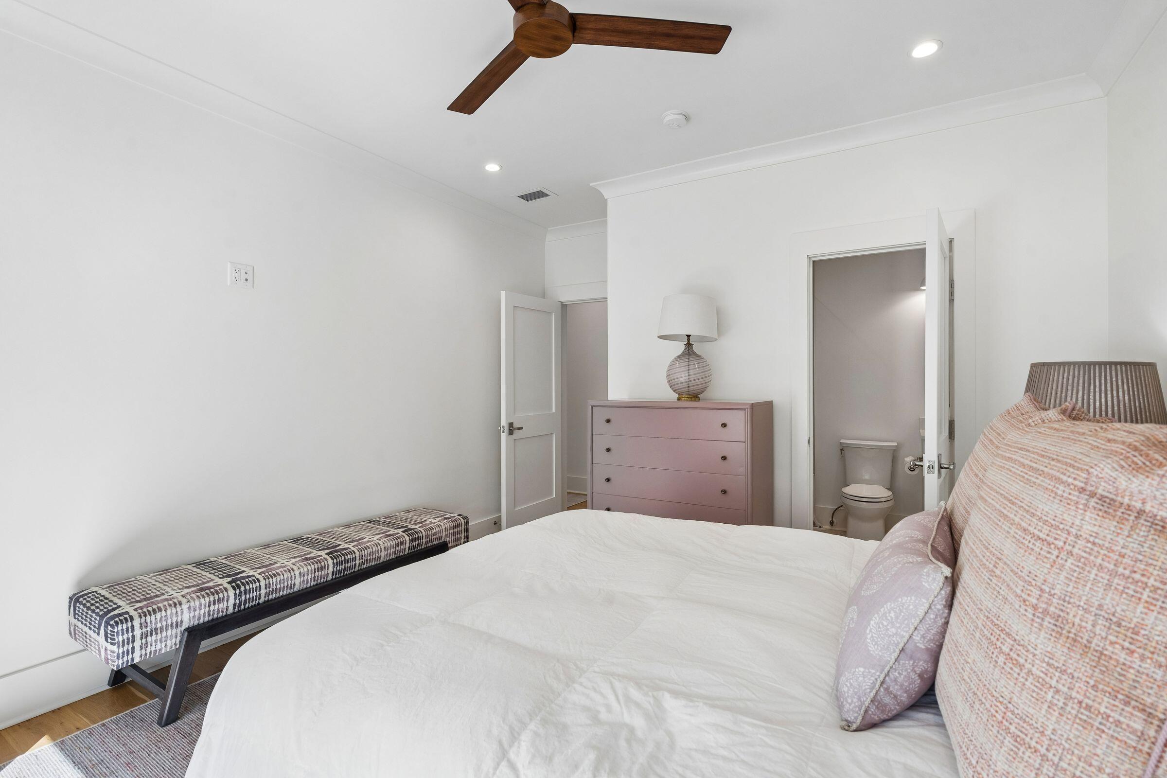 260 Island Park Drive