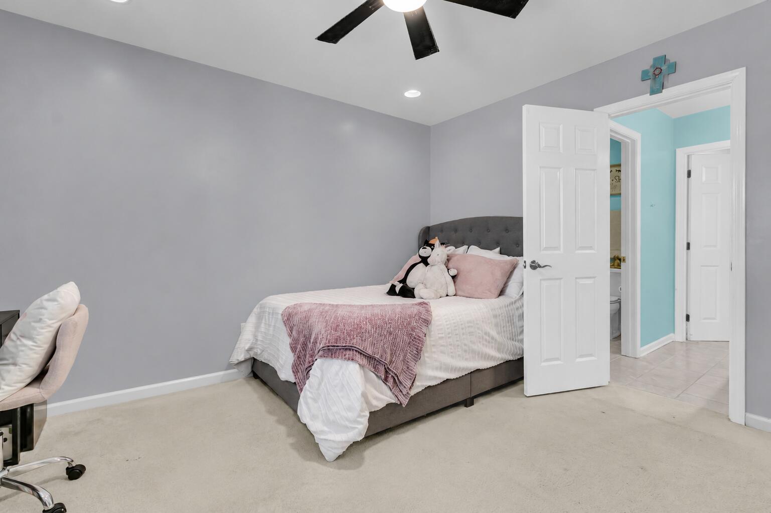 2282 Sandy Point Lane