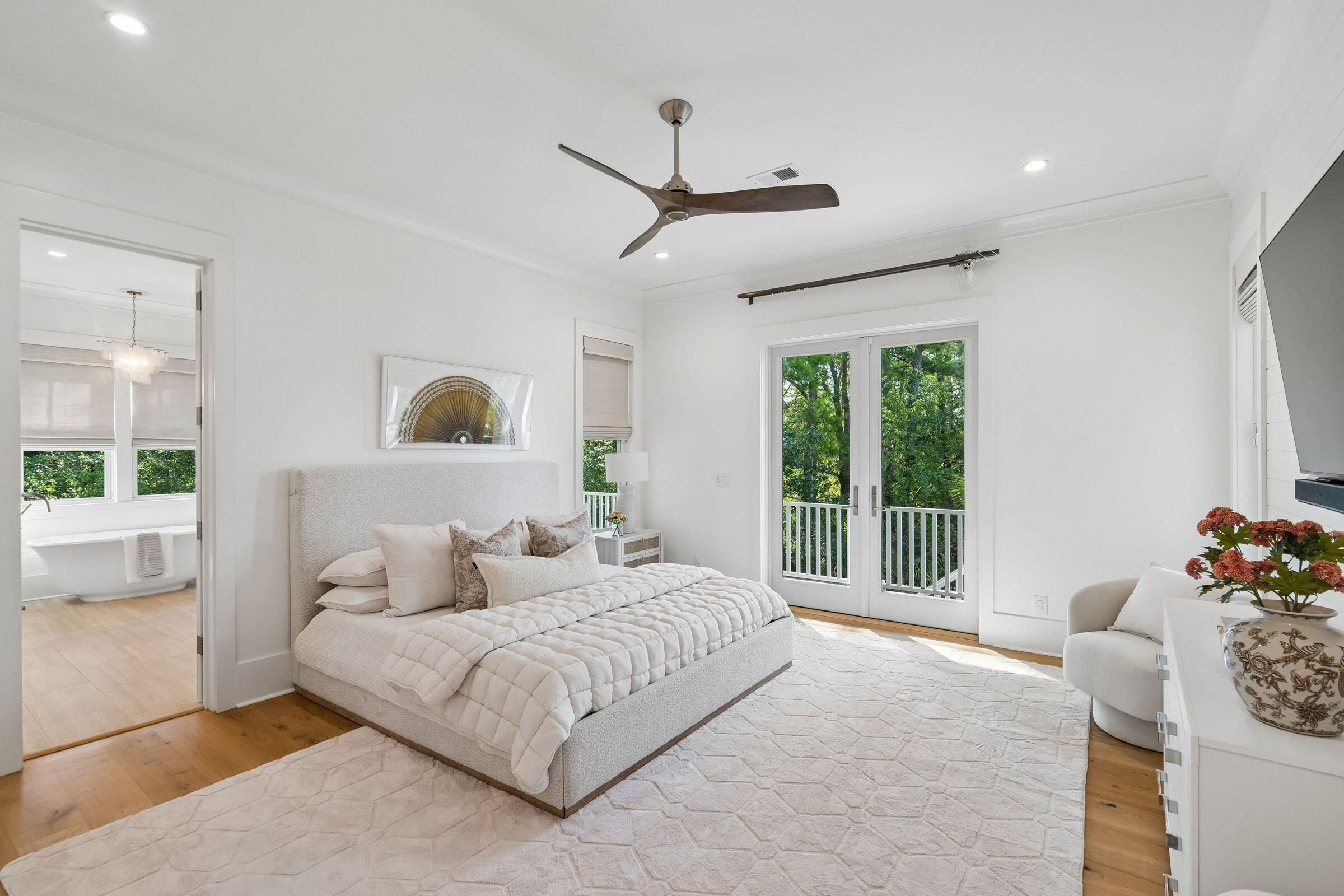 260 Island Park Drive