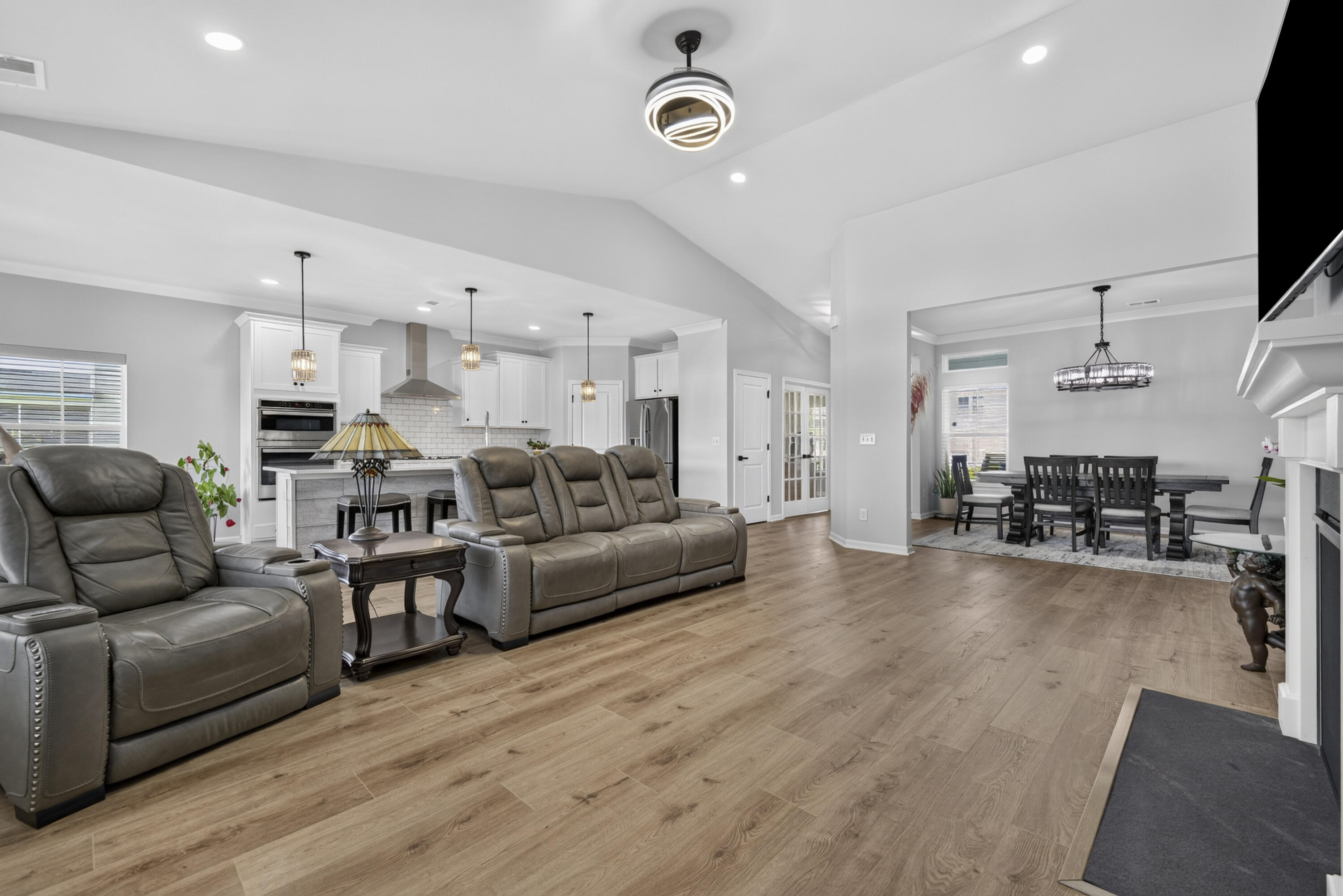 6988 Pumpkinseed Drive