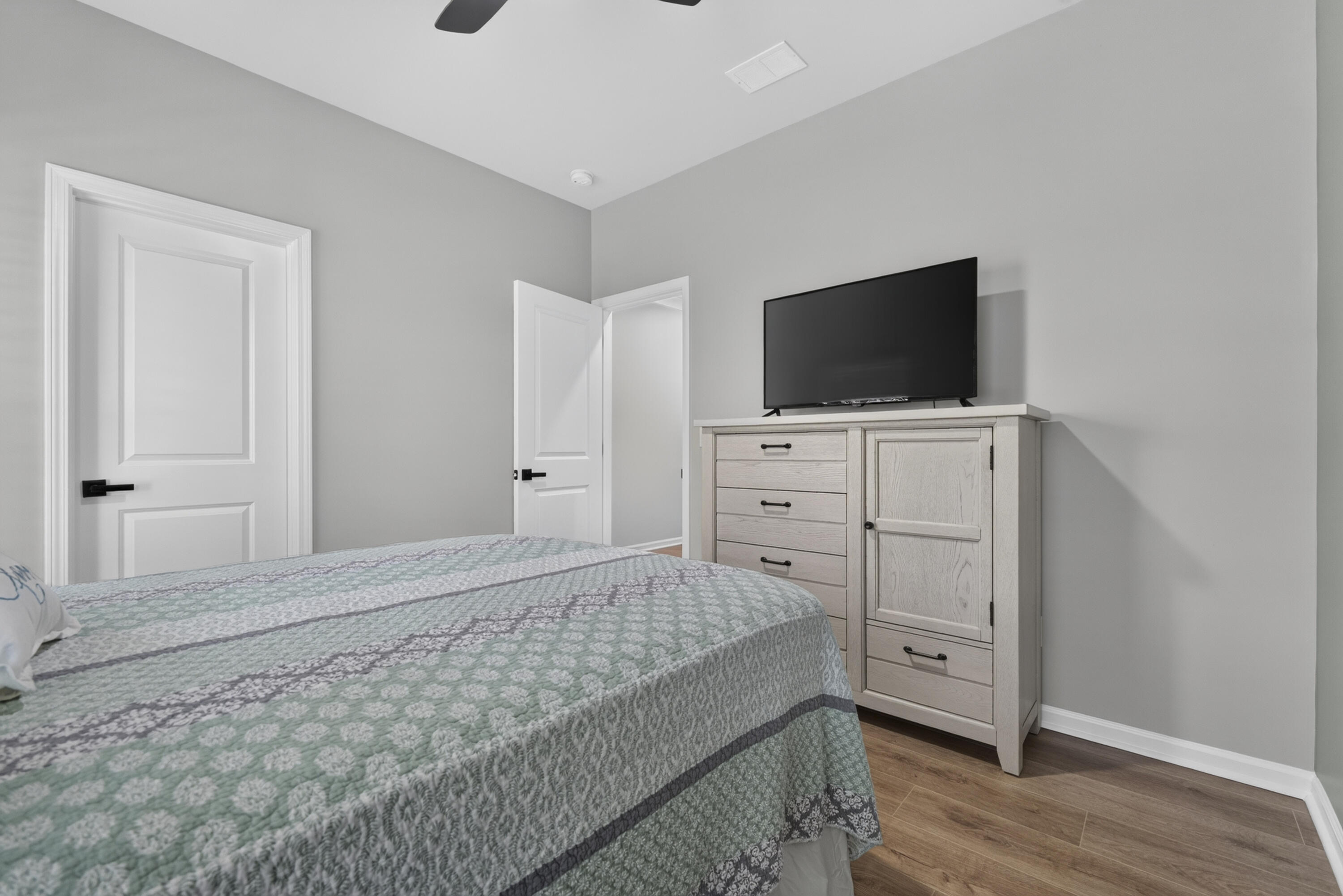 6988 Pumpkinseed Drive