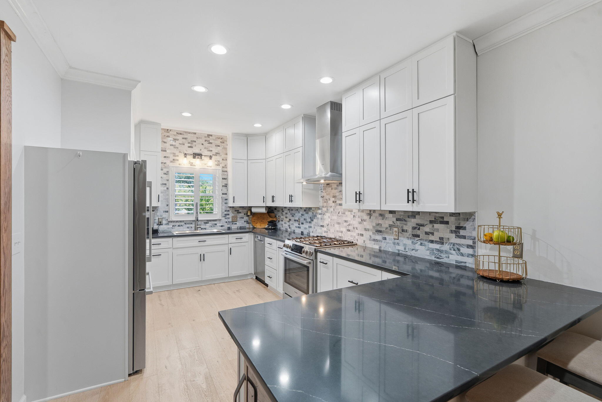 6 Yacht Harbor Court