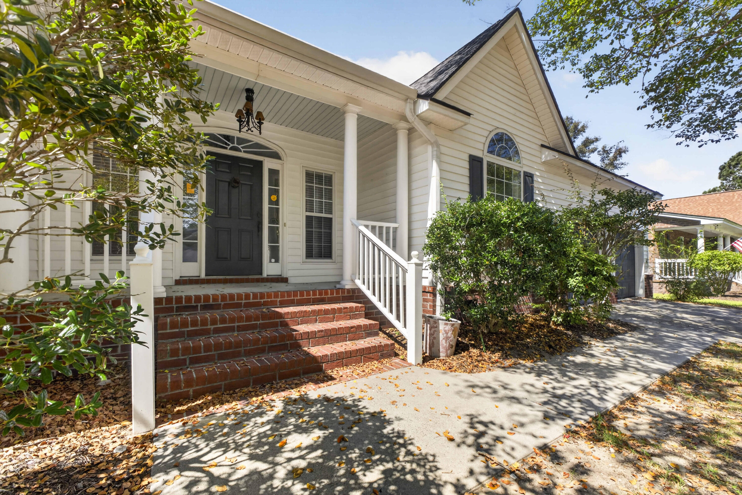 112 Oyster Point Row