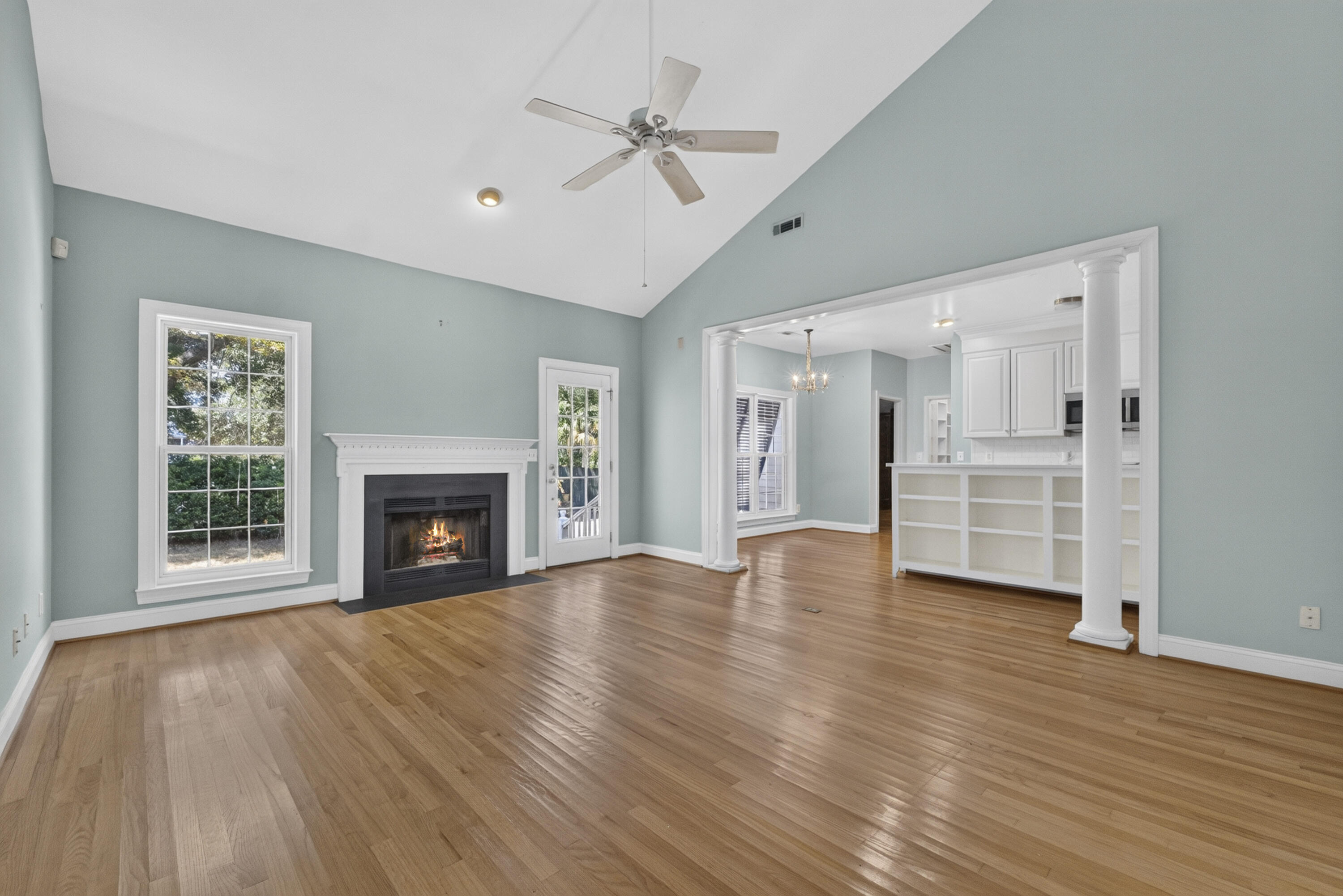 112 Oyster Point Row