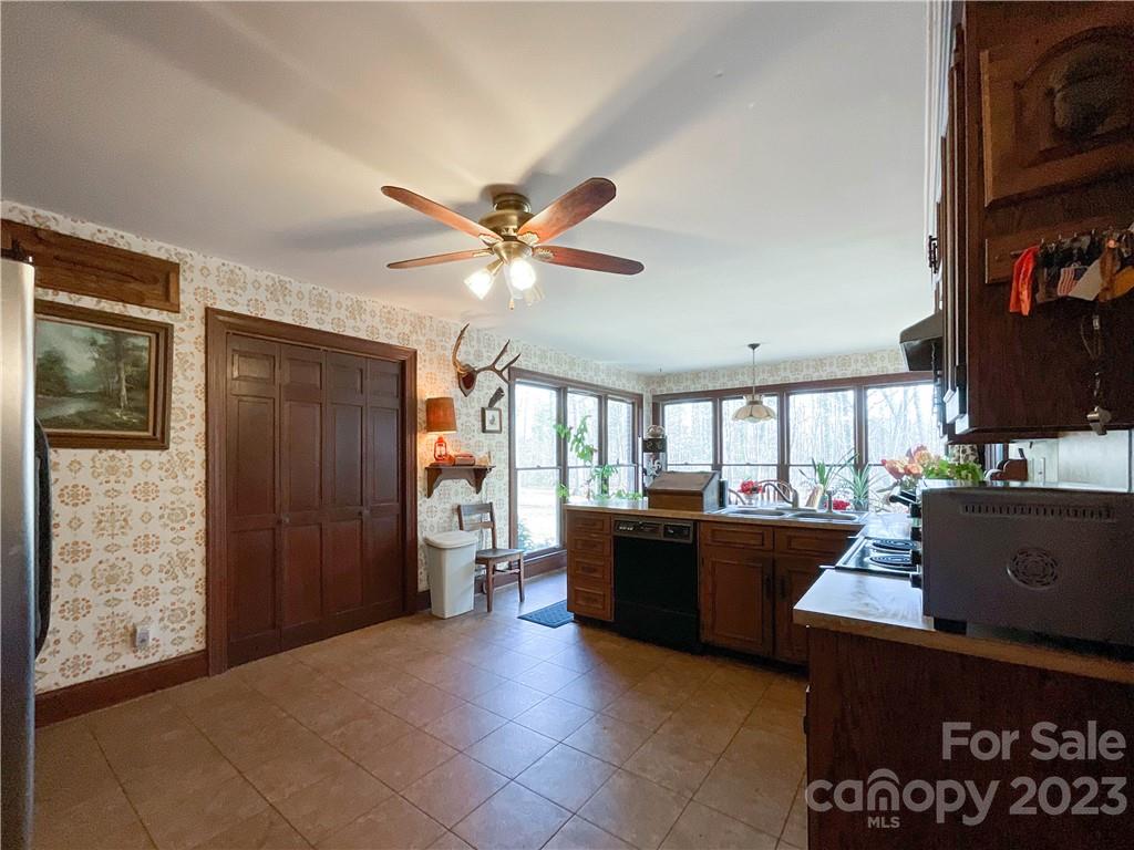 9523 Marvin School Road