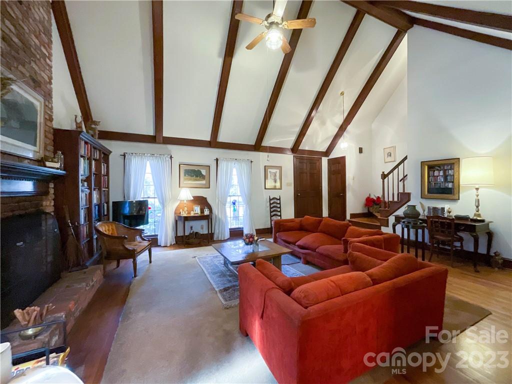 9523 Marvin School Road