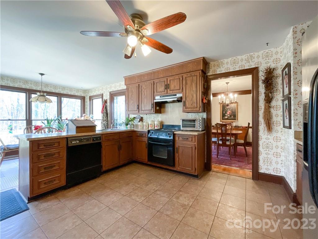 9523 Marvin School Road