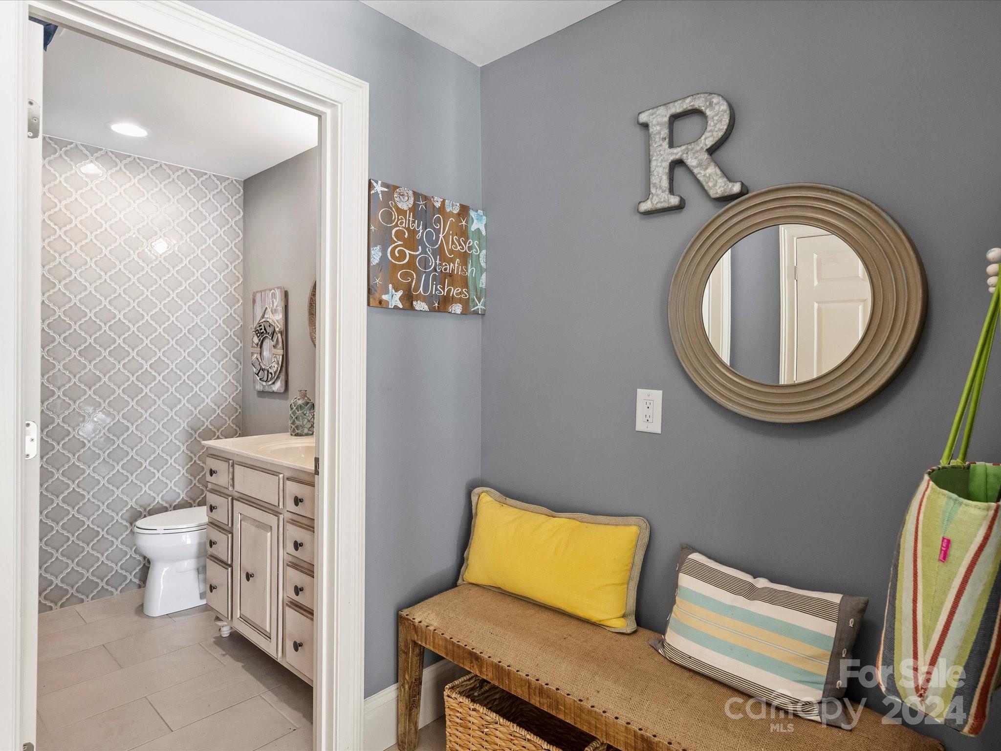 14800 Sydenham Court