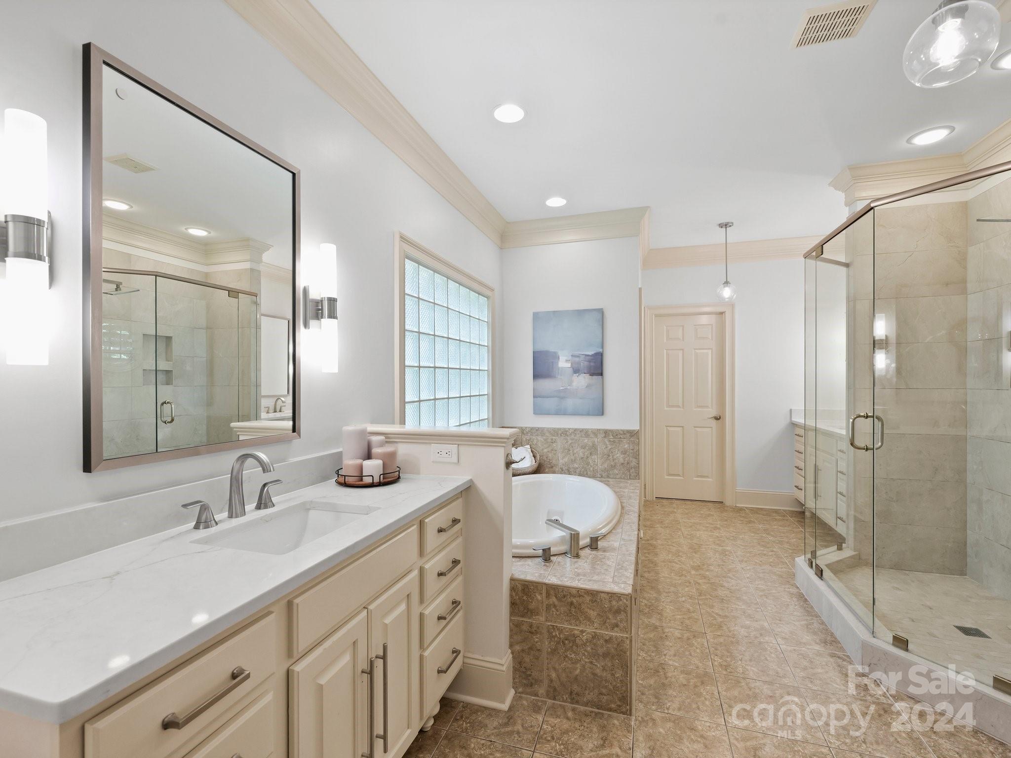 14800 Sydenham Court