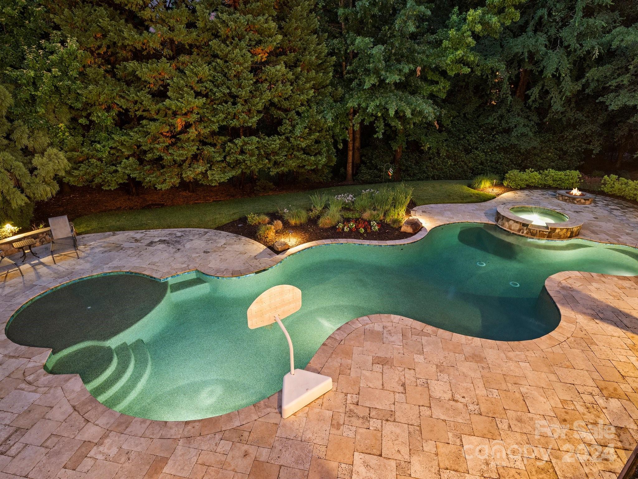 14800 Sydenham Court