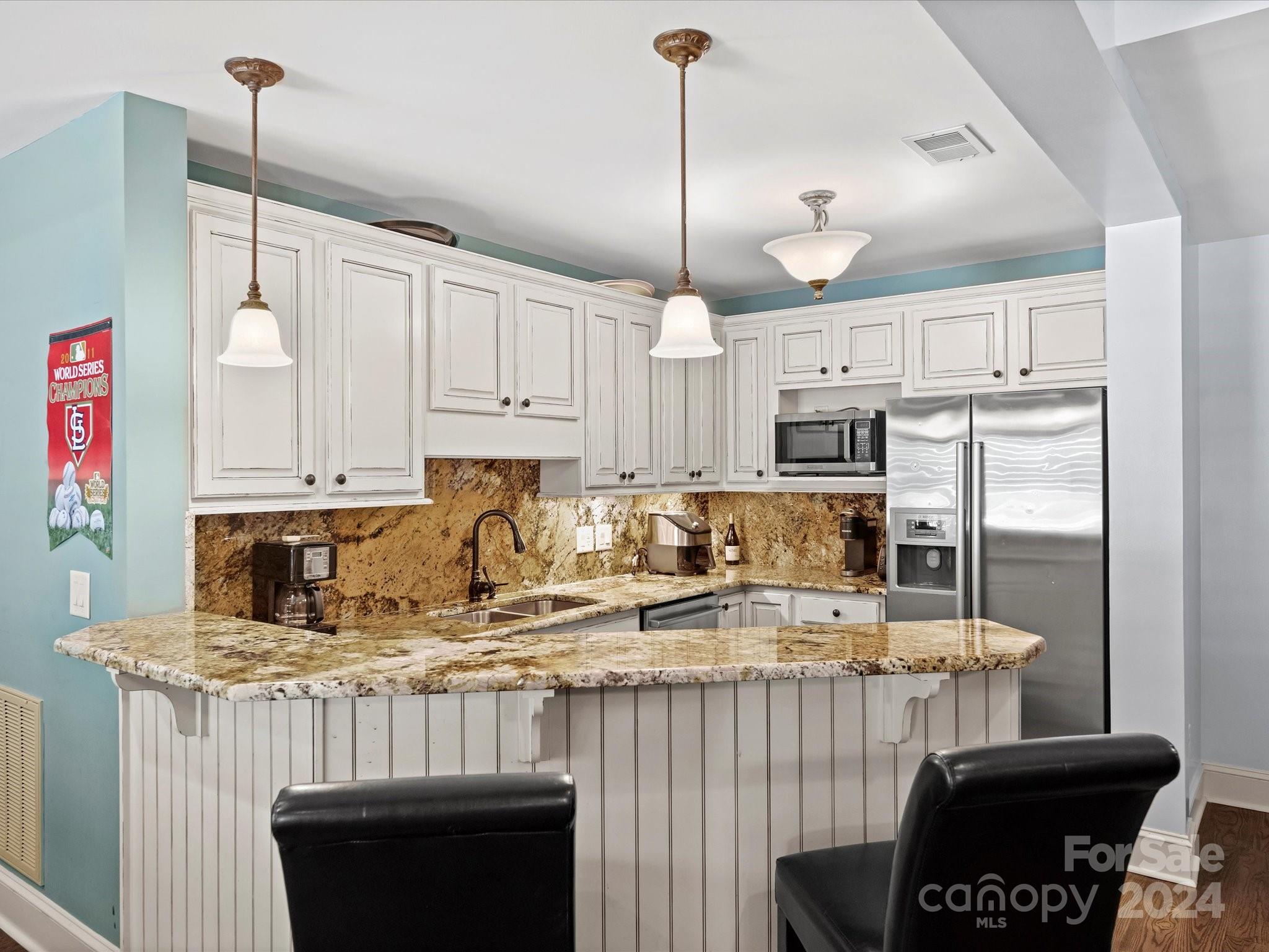 14800 Sydenham Court