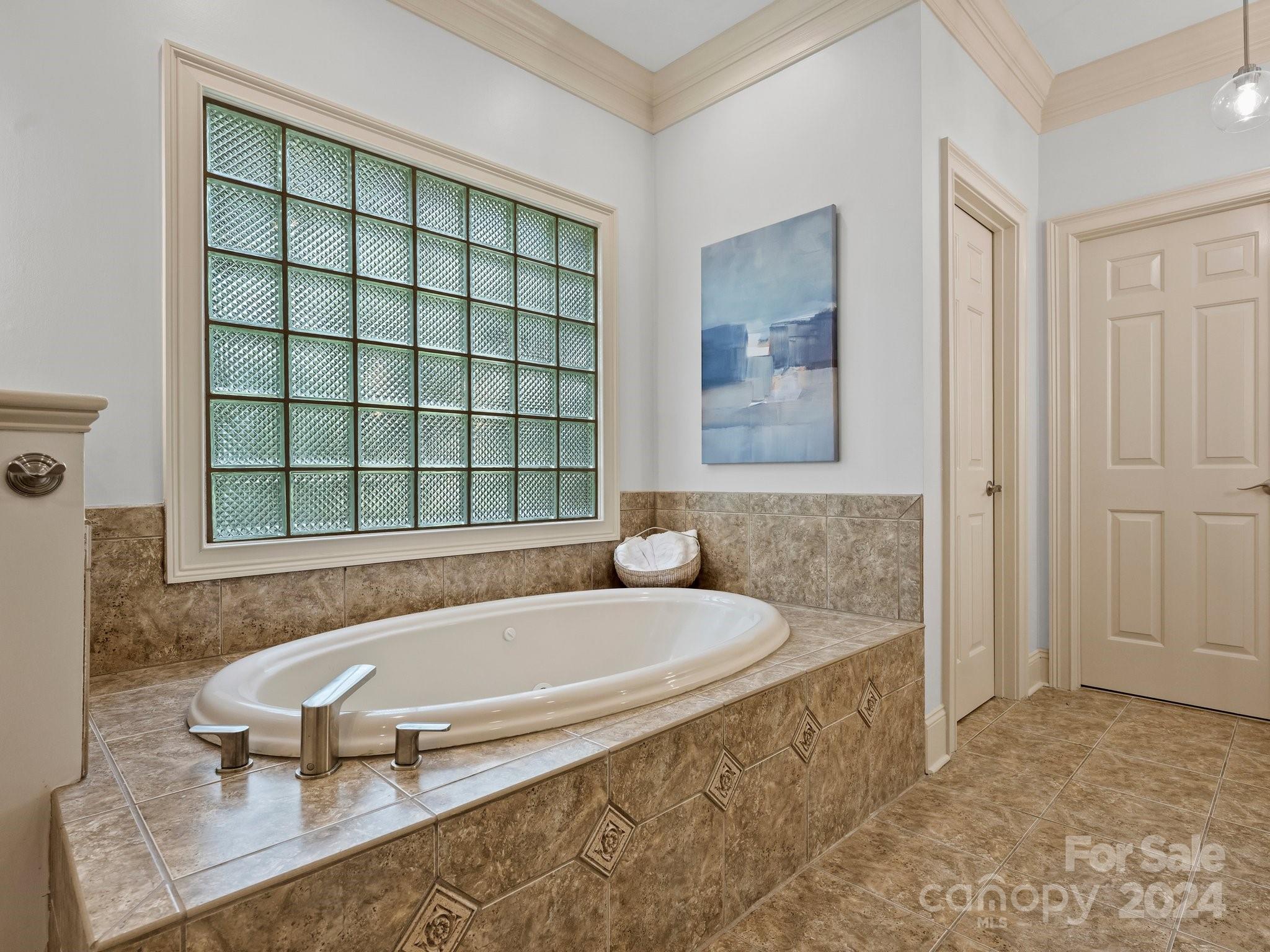 14800 Sydenham Court