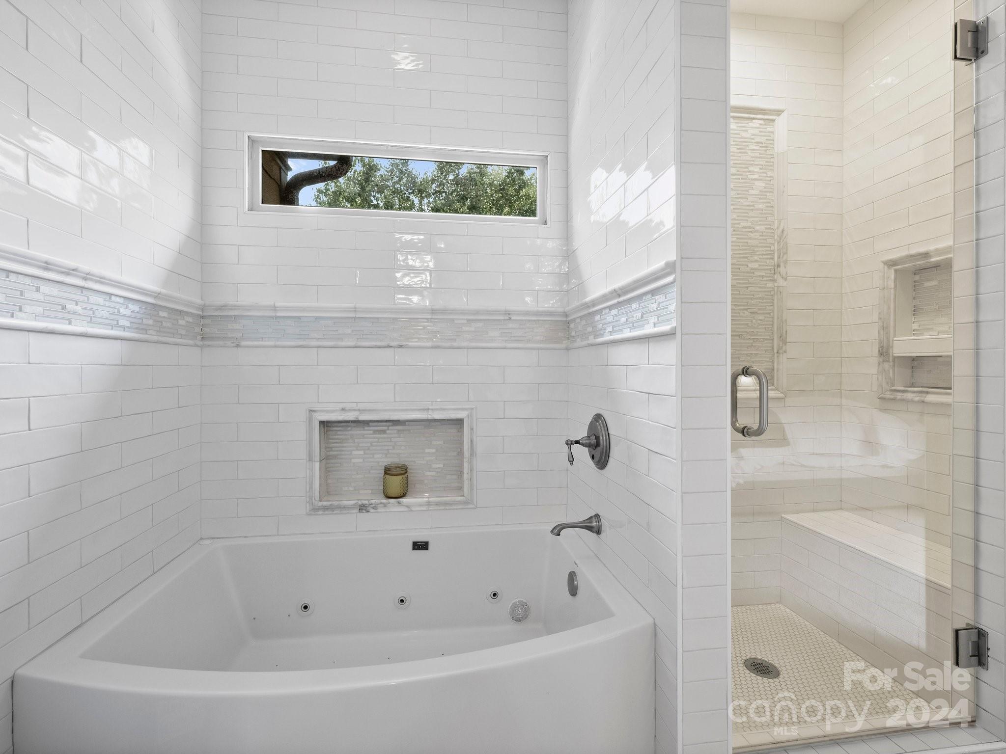 14800 Sydenham Court