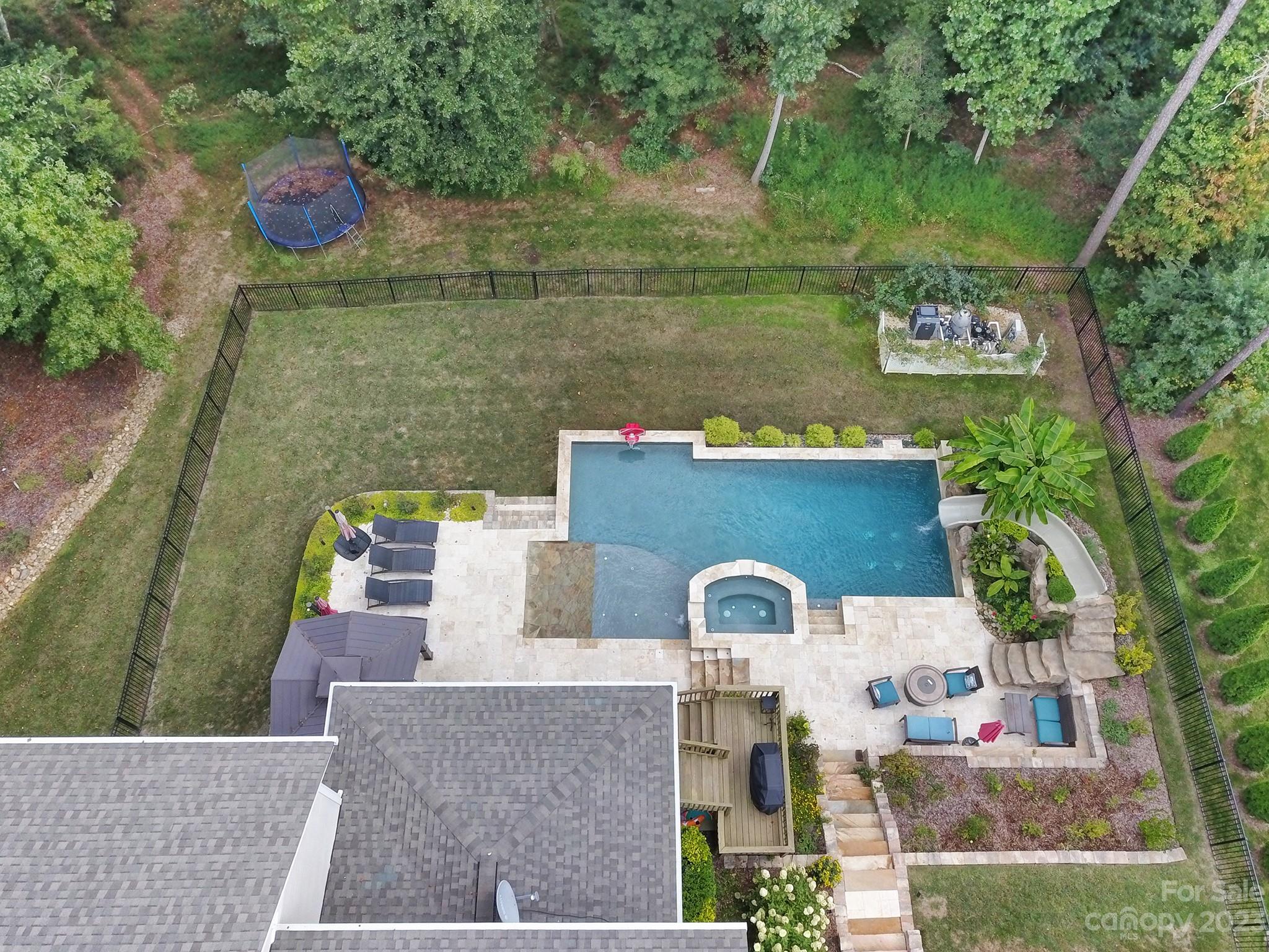 348 Meares Court