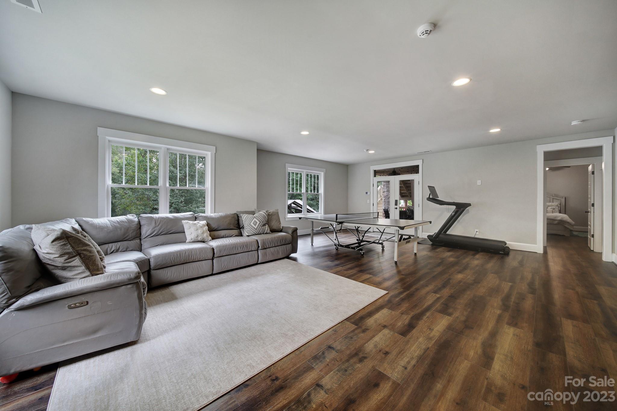 348 Meares Court