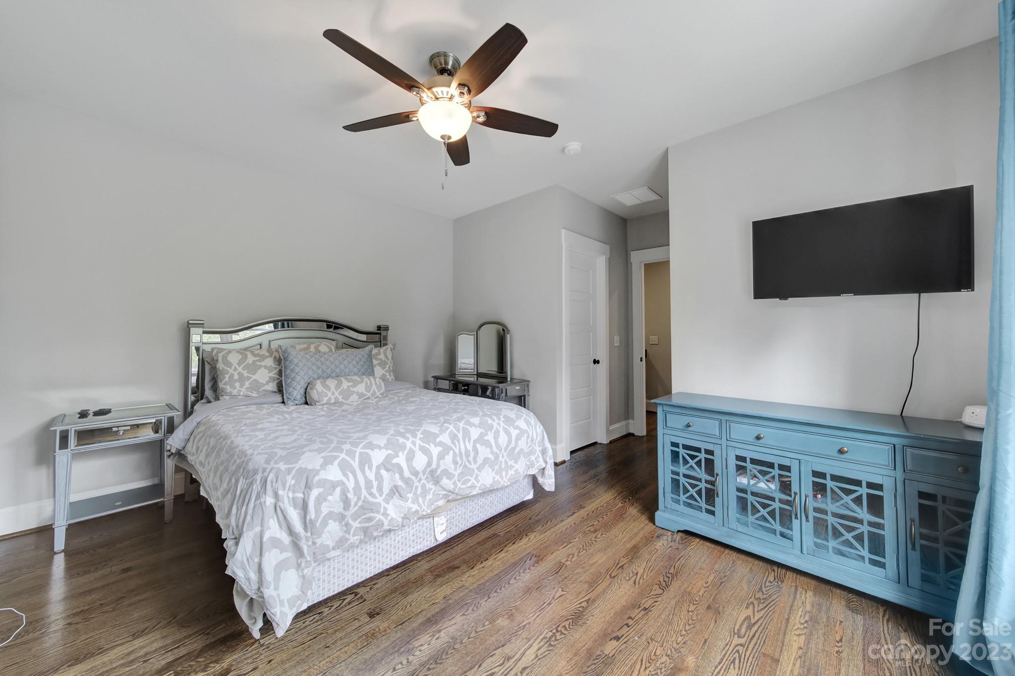 348 Meares Court