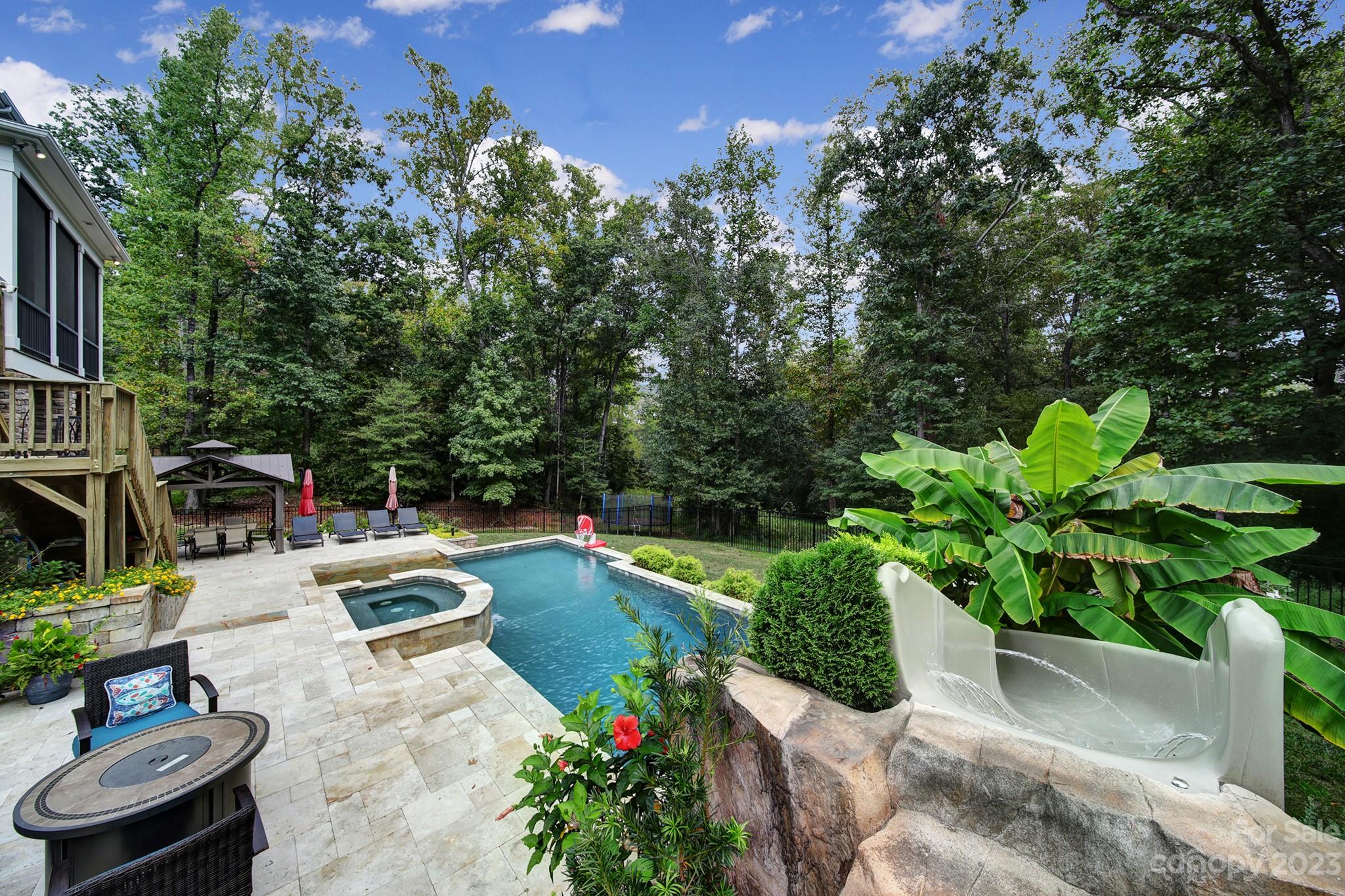 348 Meares Court