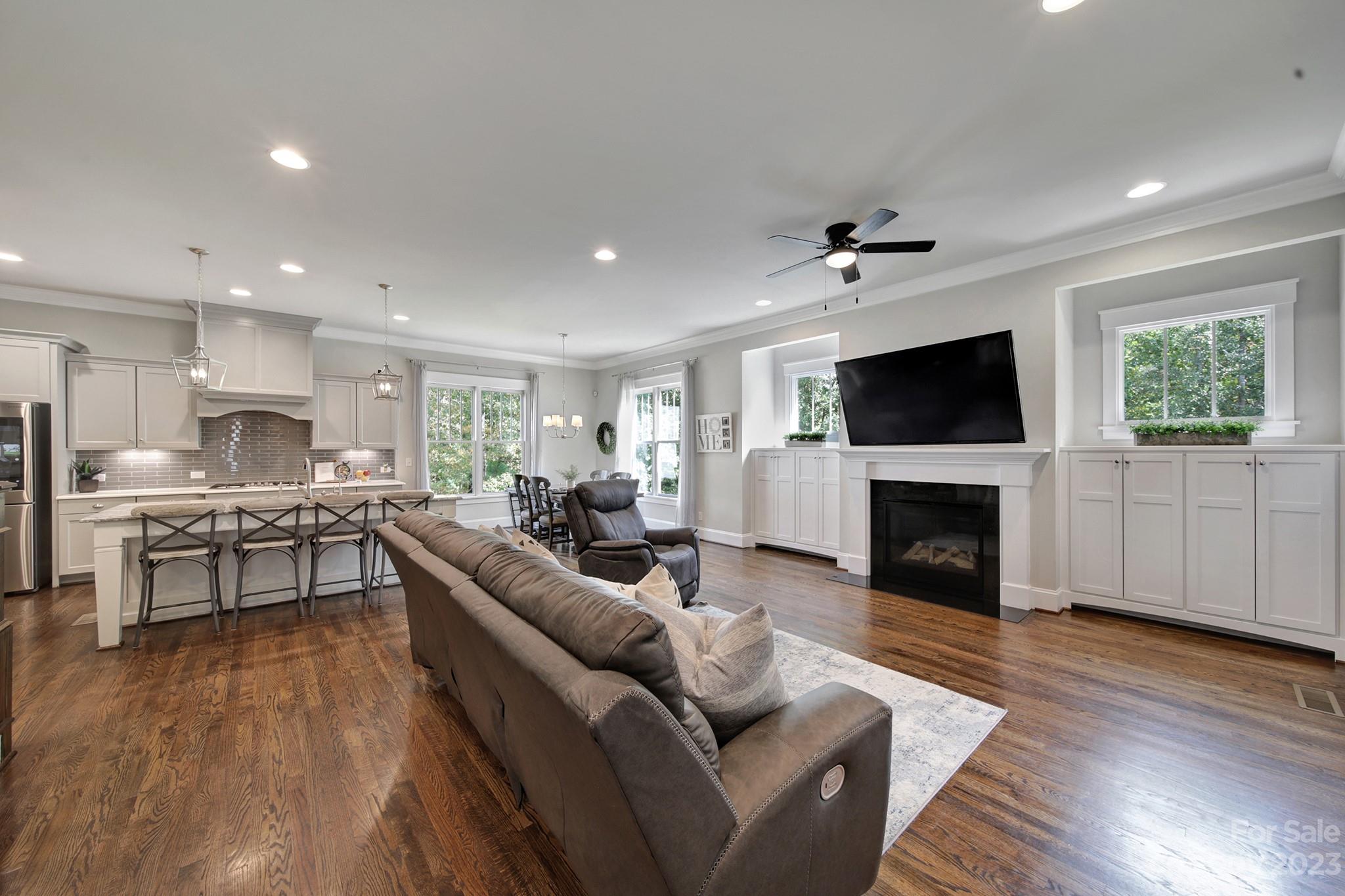 348 Meares Court
