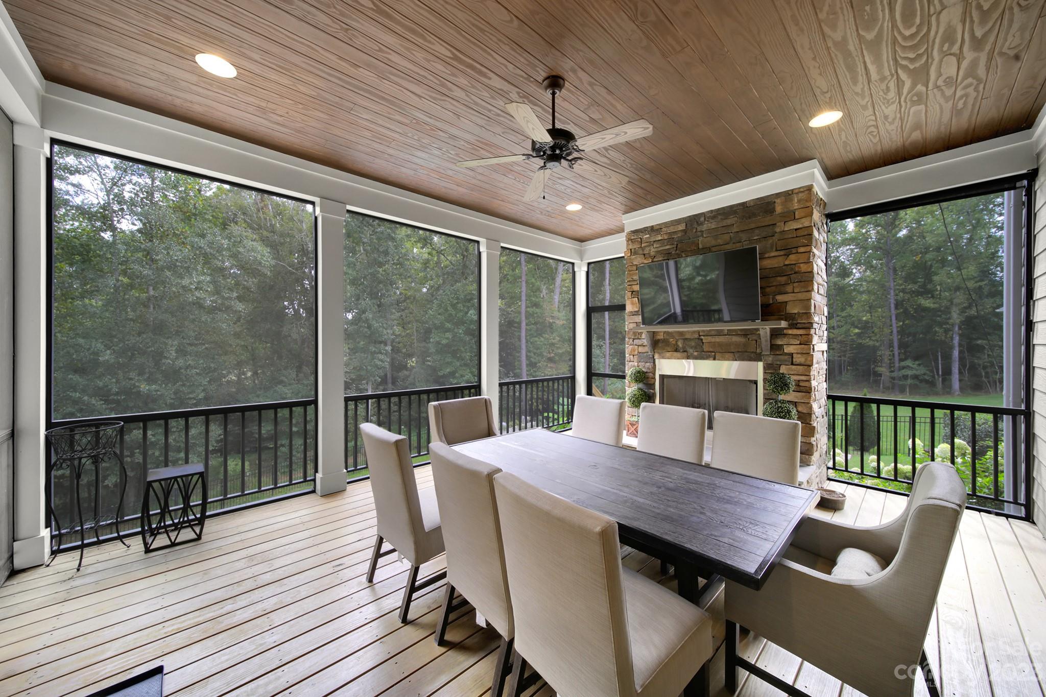 348 Meares Court