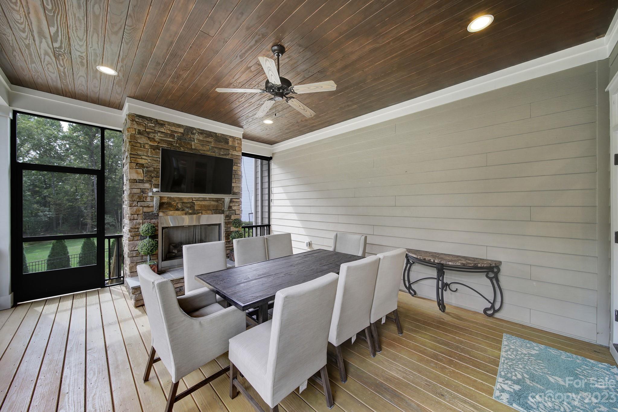 348 Meares Court