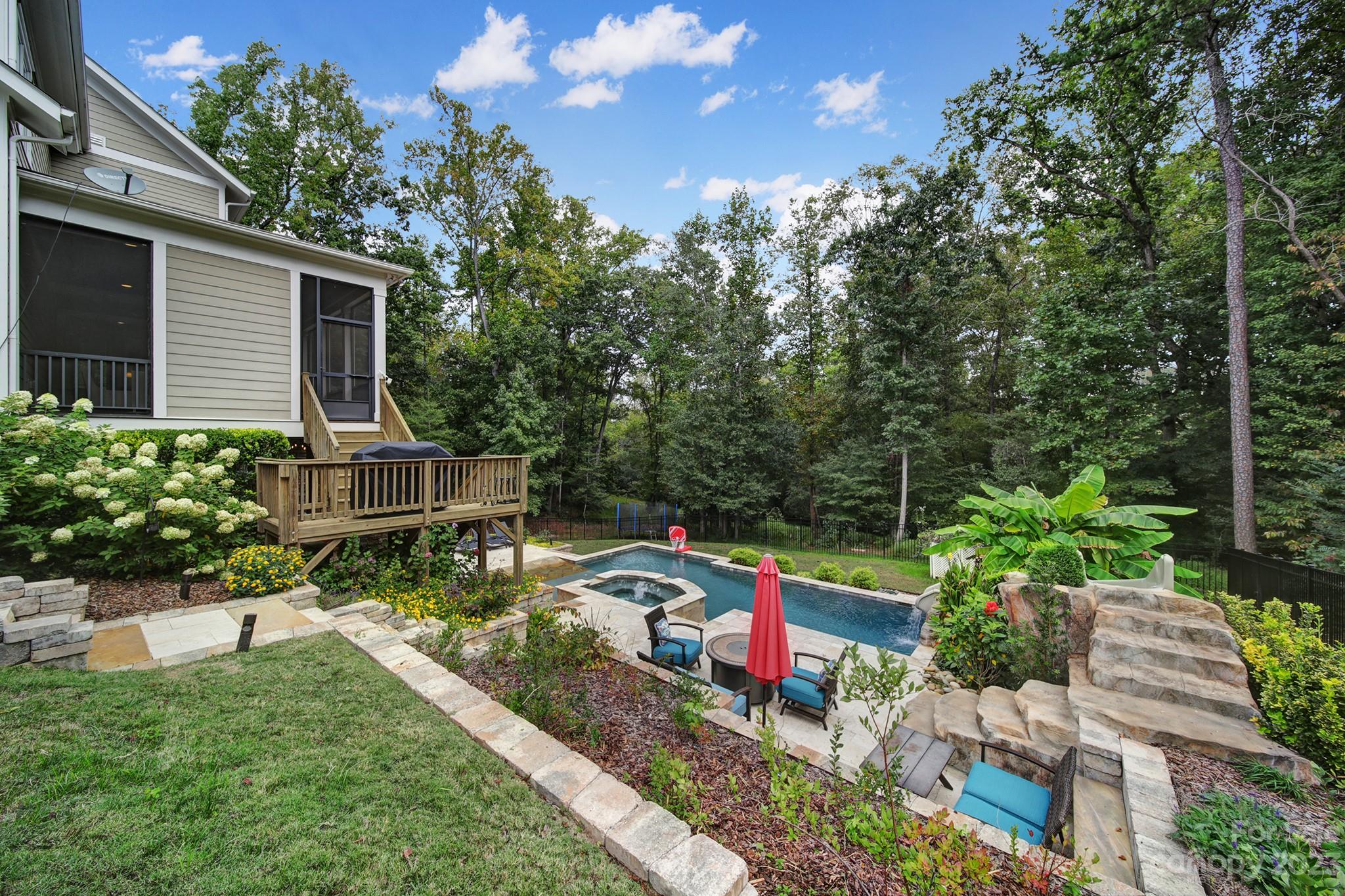 348 Meares Court
