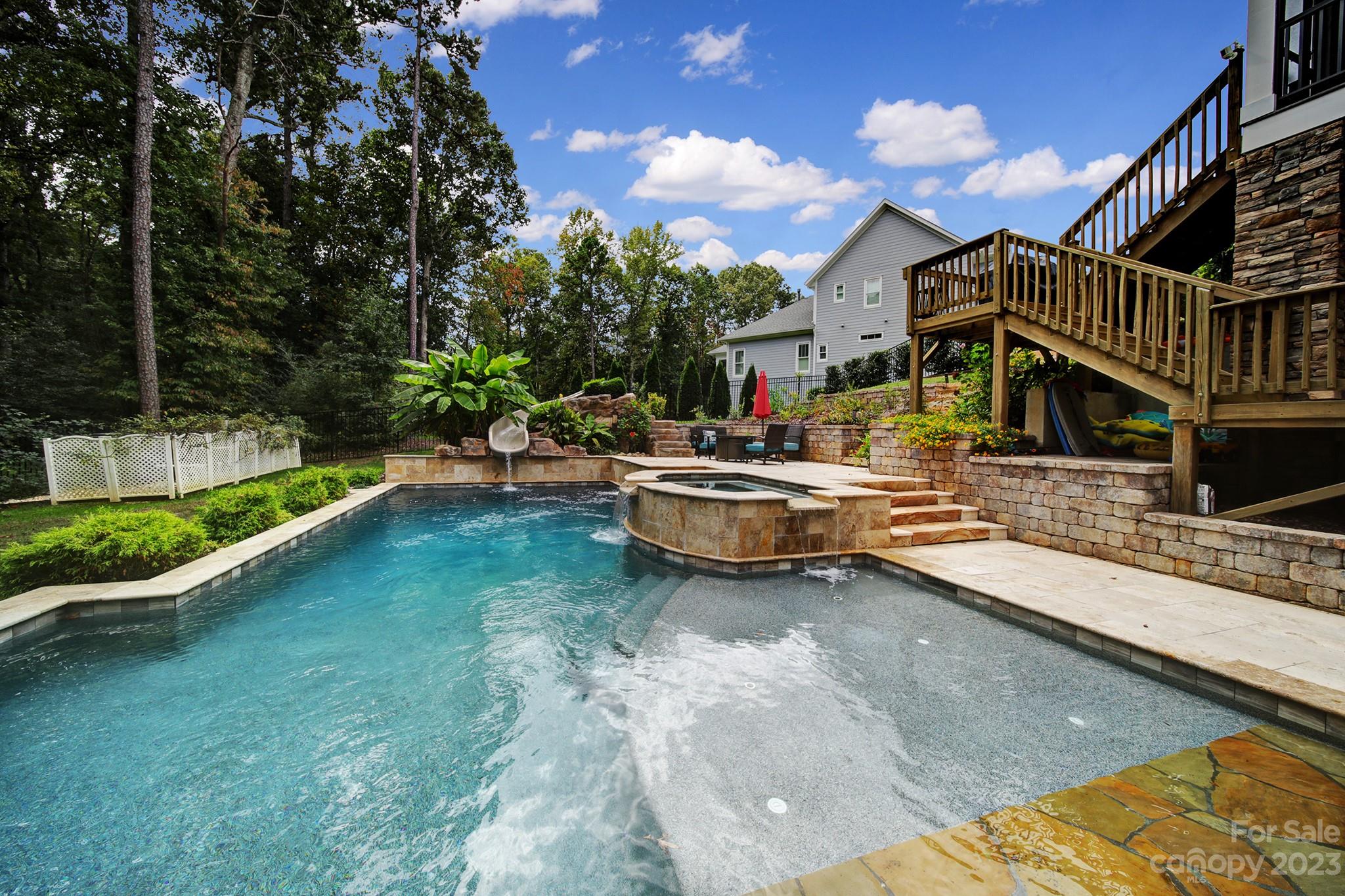 348 Meares Court