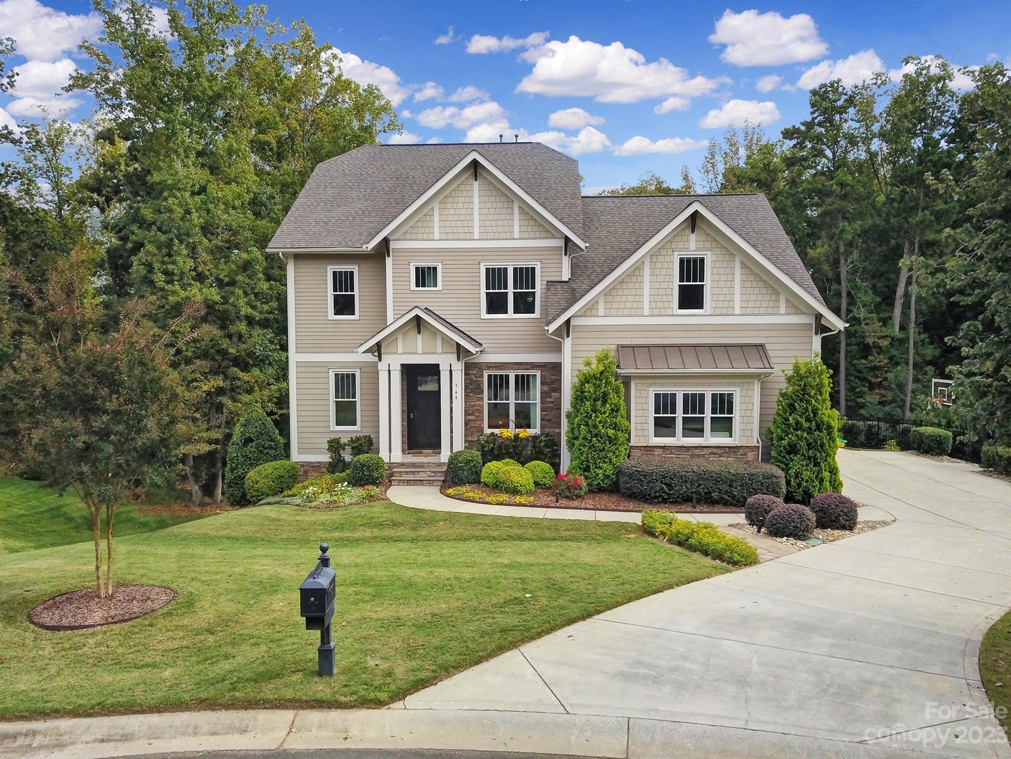 348 Meares Court