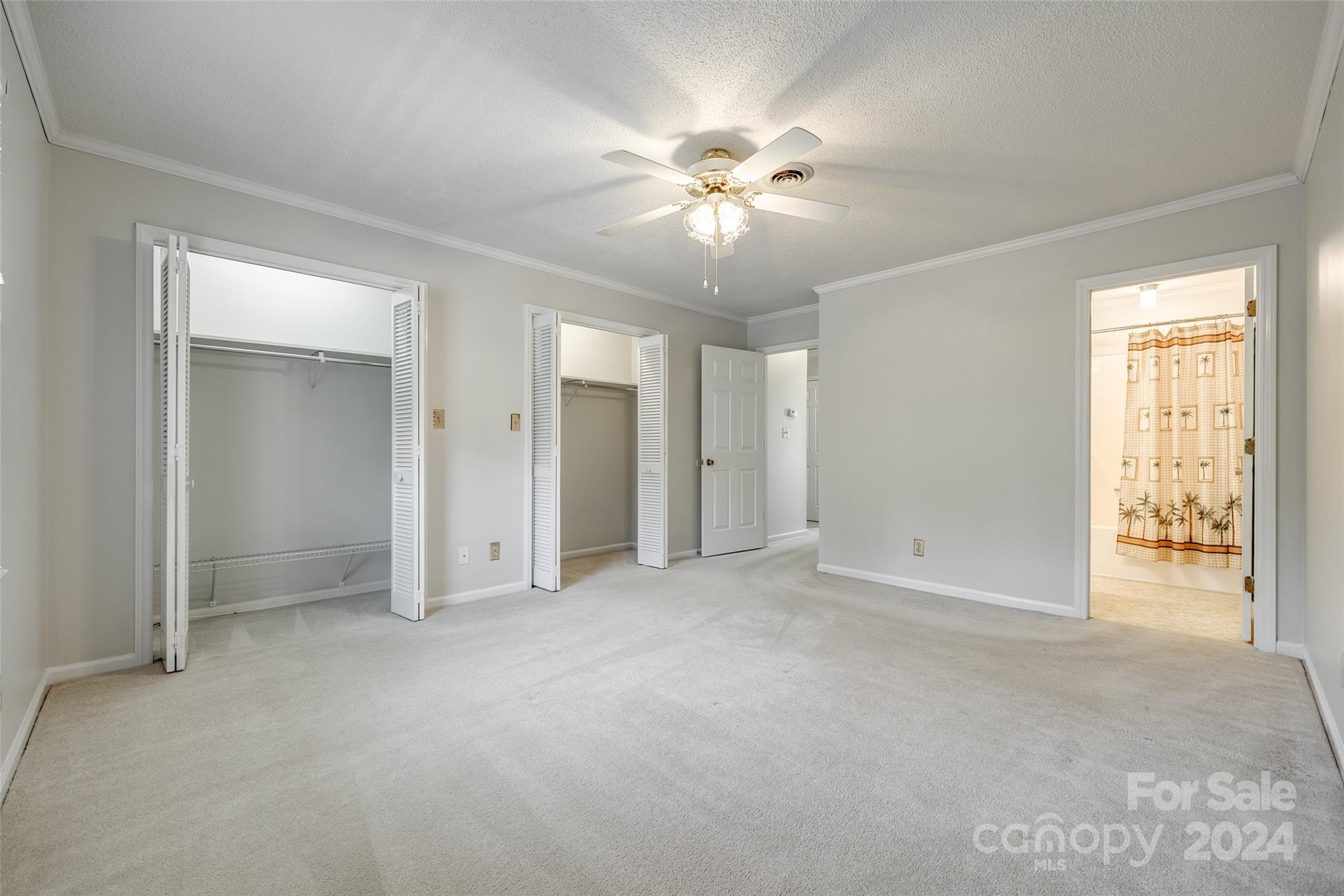 243 Pointe Circle