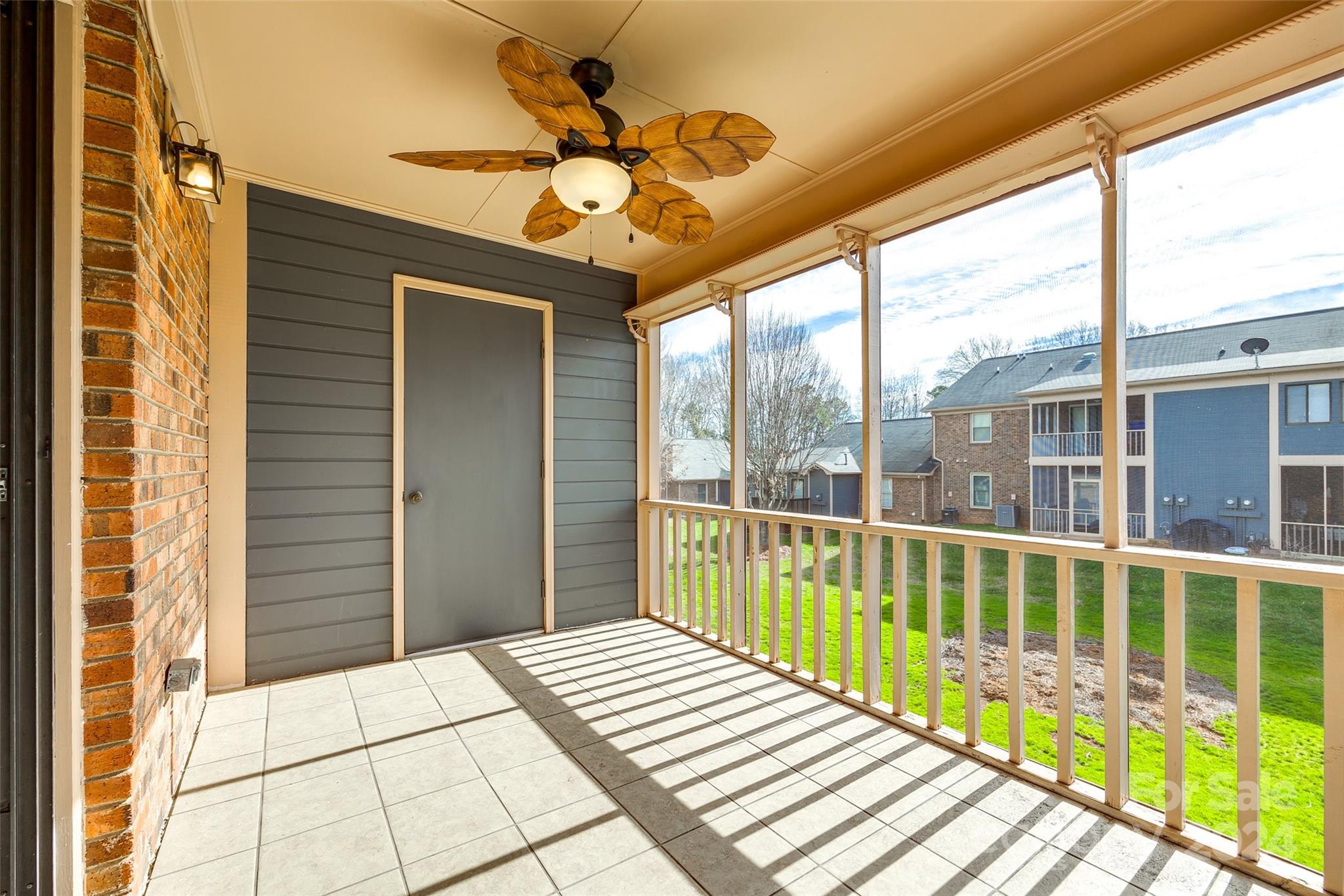 243 Pointe Circle
