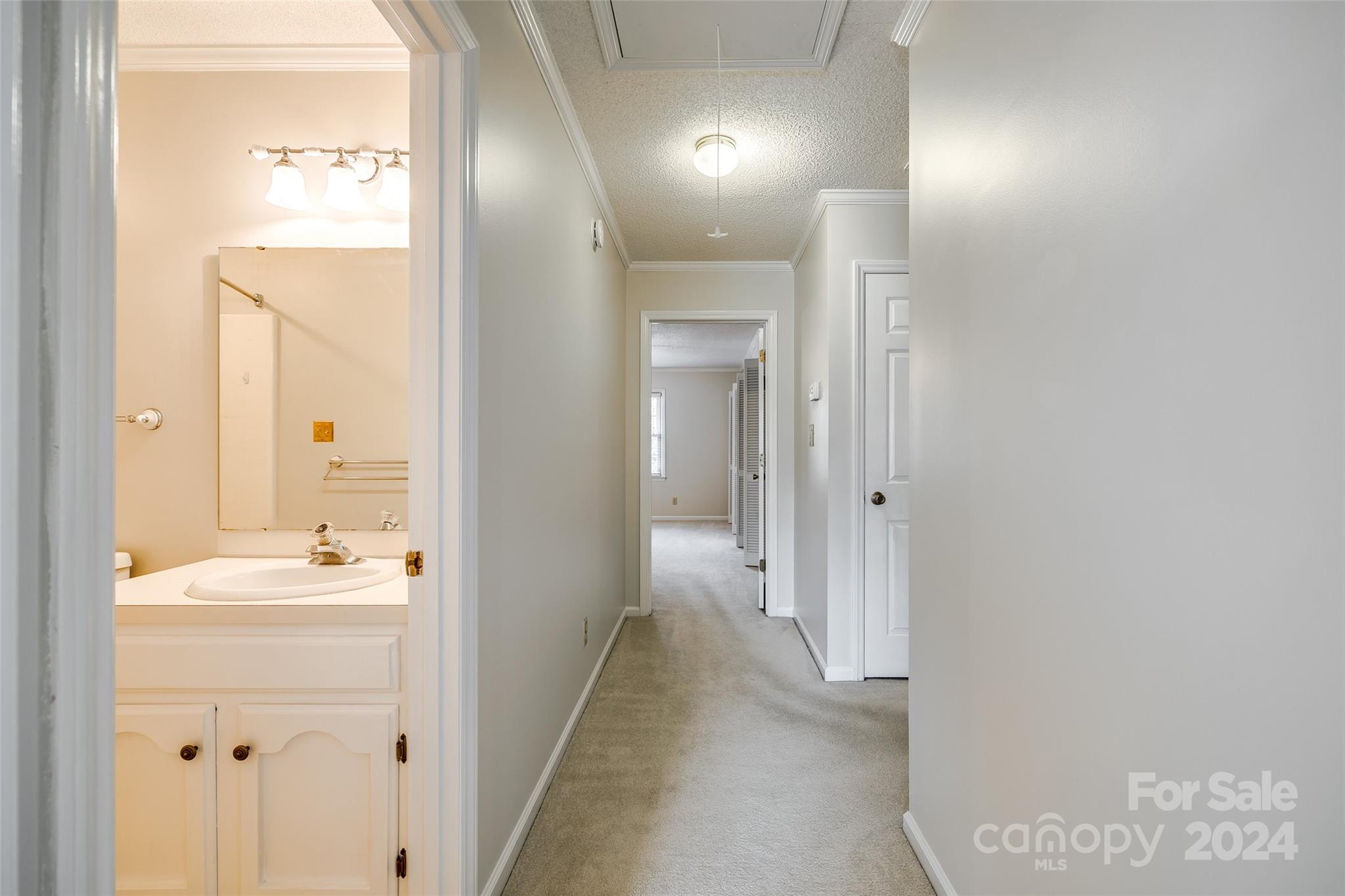 243 Pointe Circle