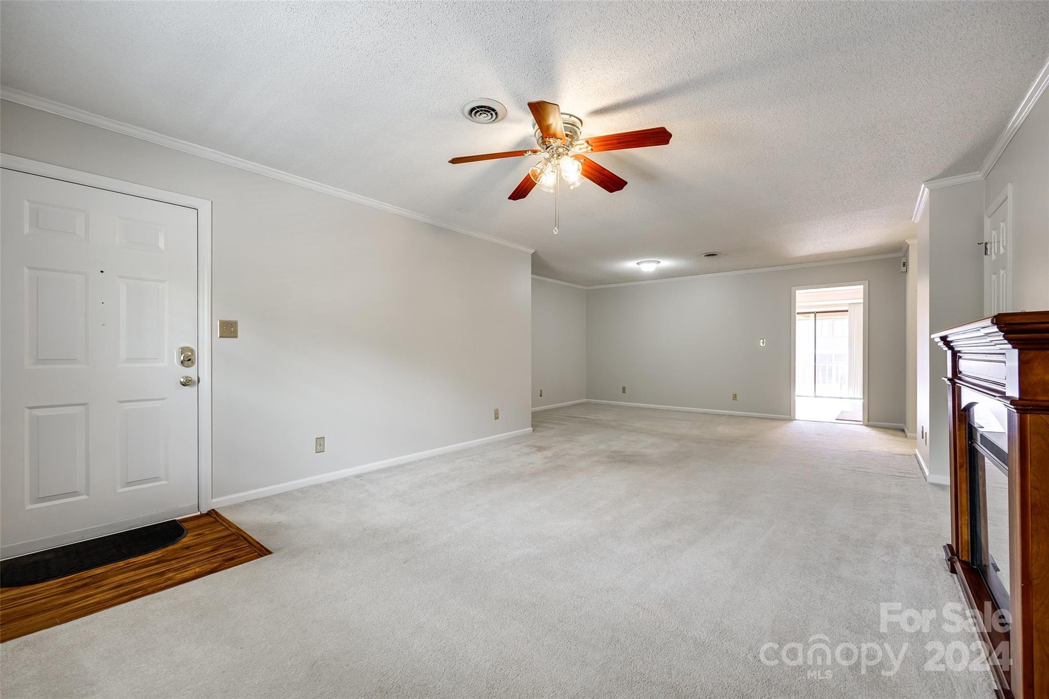 243 Pointe Circle
