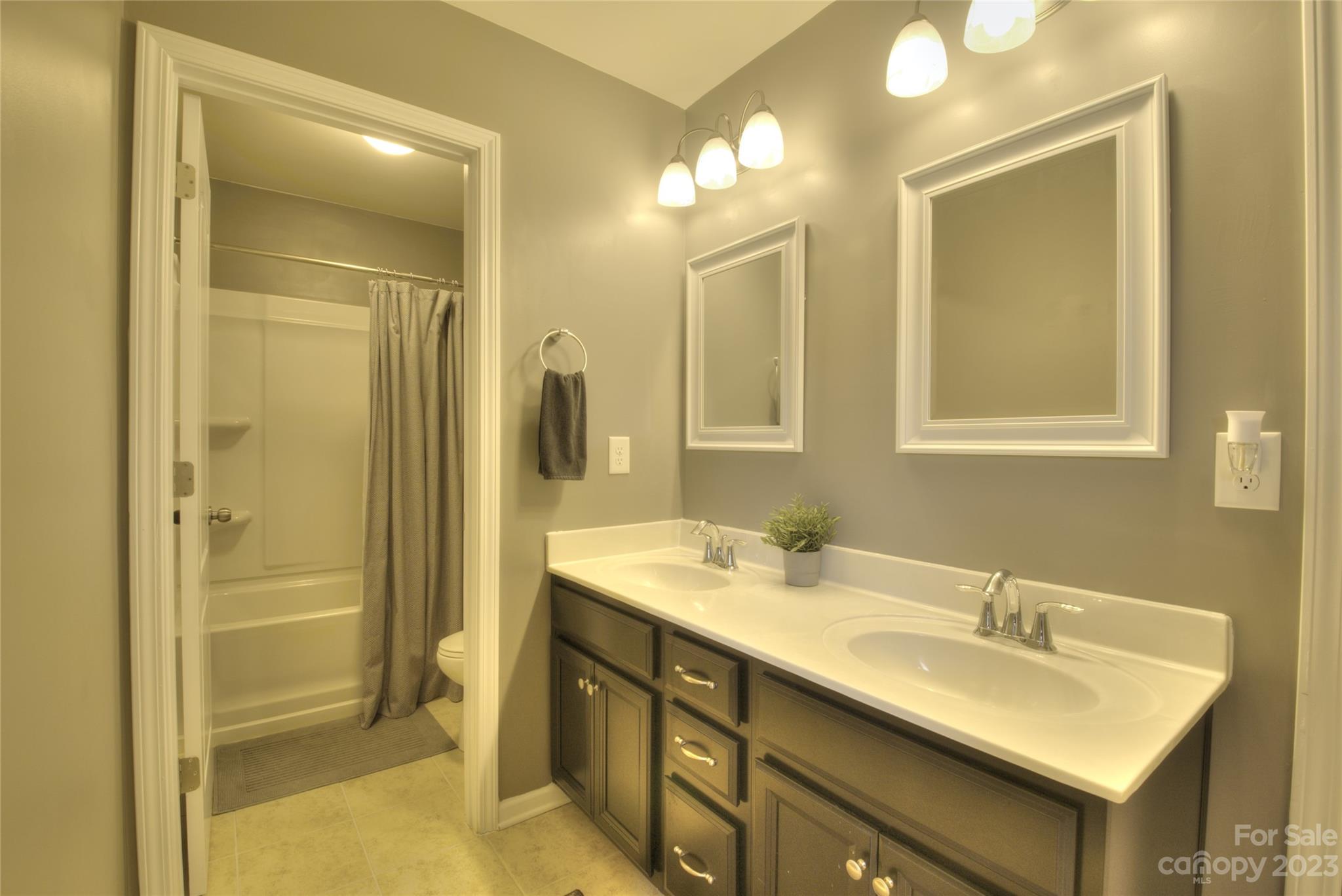 13020 Sagamore Hill Drive