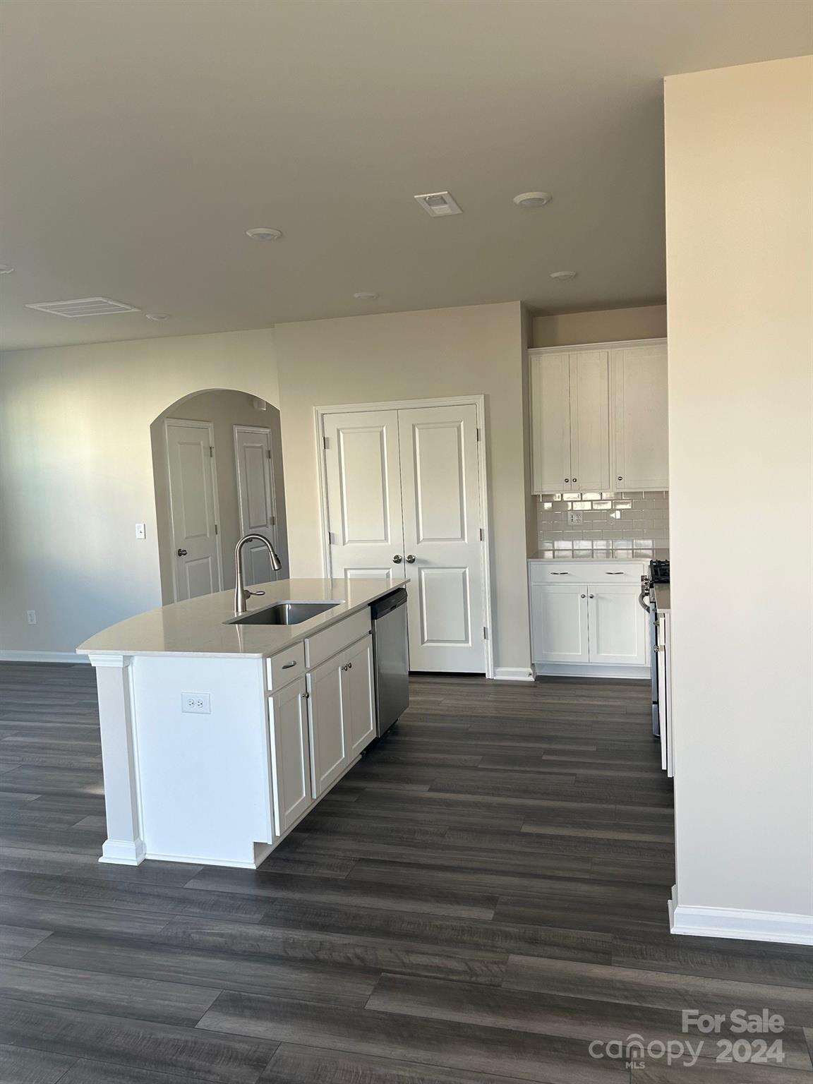 8040 Scarlet Maple Lane Unit: 2034