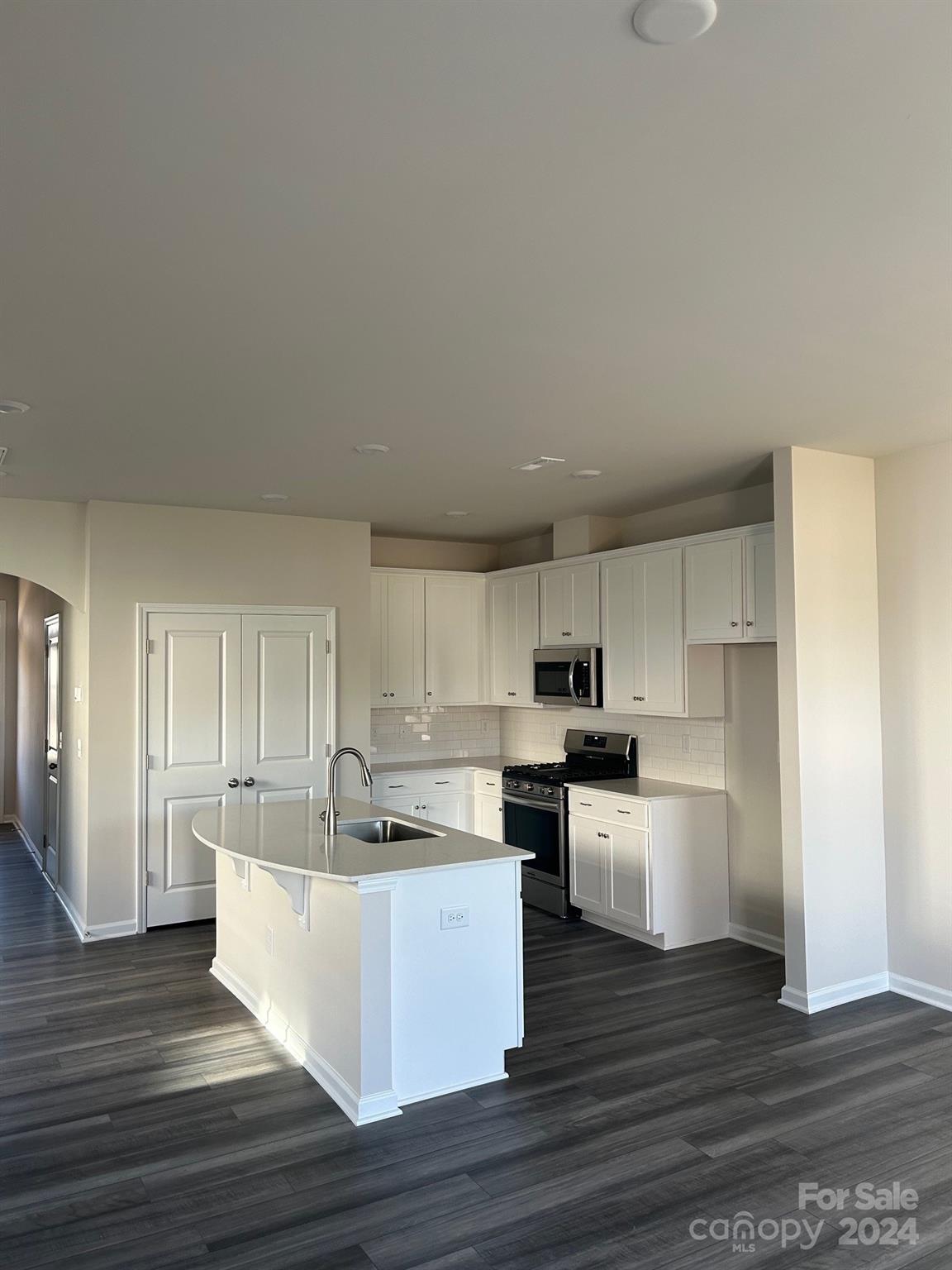 8040 Scarlet Maple Lane Unit: 2034